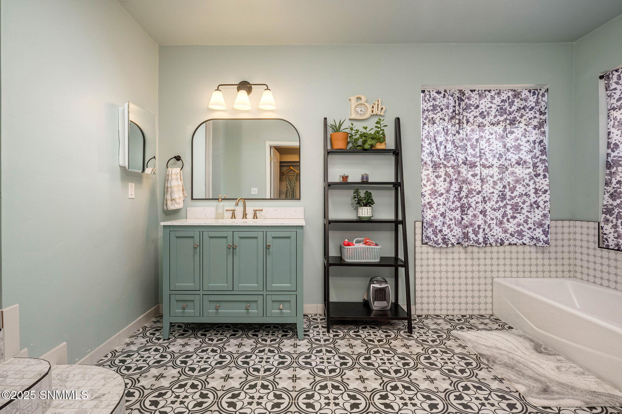 26-web-or-mls-Snappin Homes (Phillips414