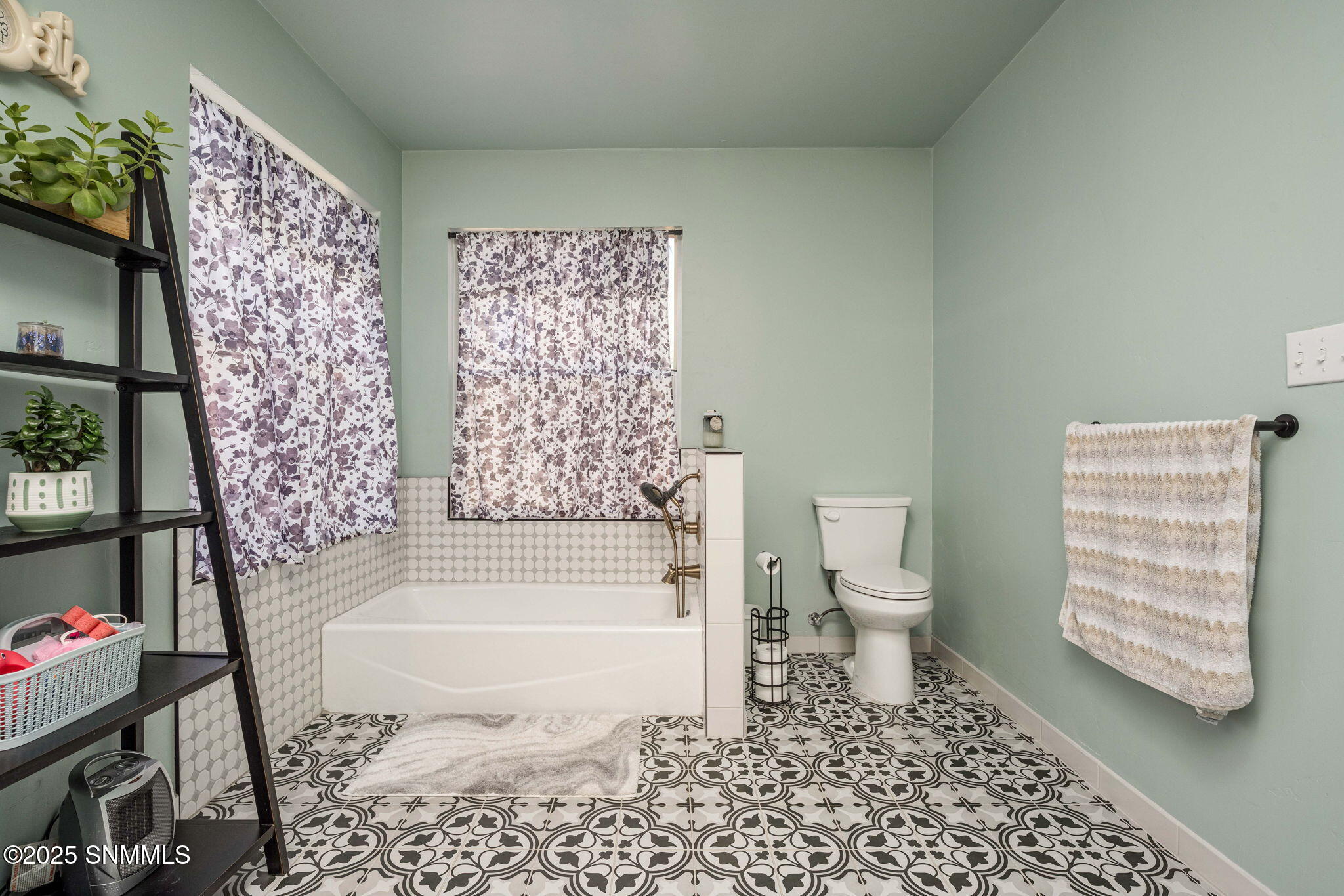 27-web-or-mls-Snappin Homes (Phillips414