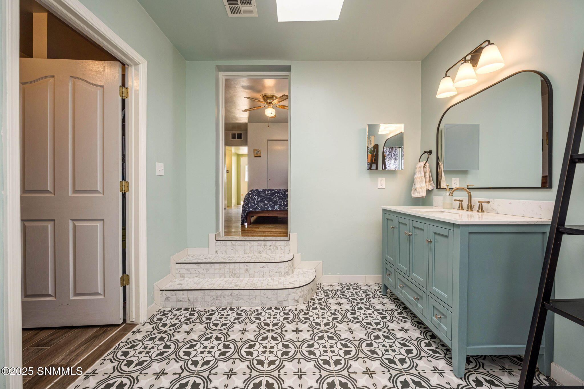 28-web-or-mls-Snappin Homes (Phillips414