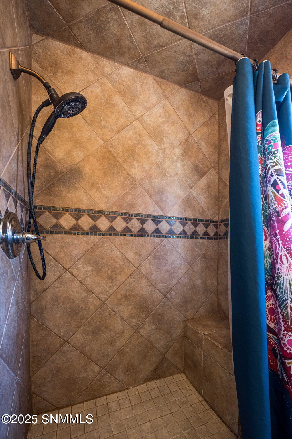 34-web-or-mls-Snappin Homes (Phillips414