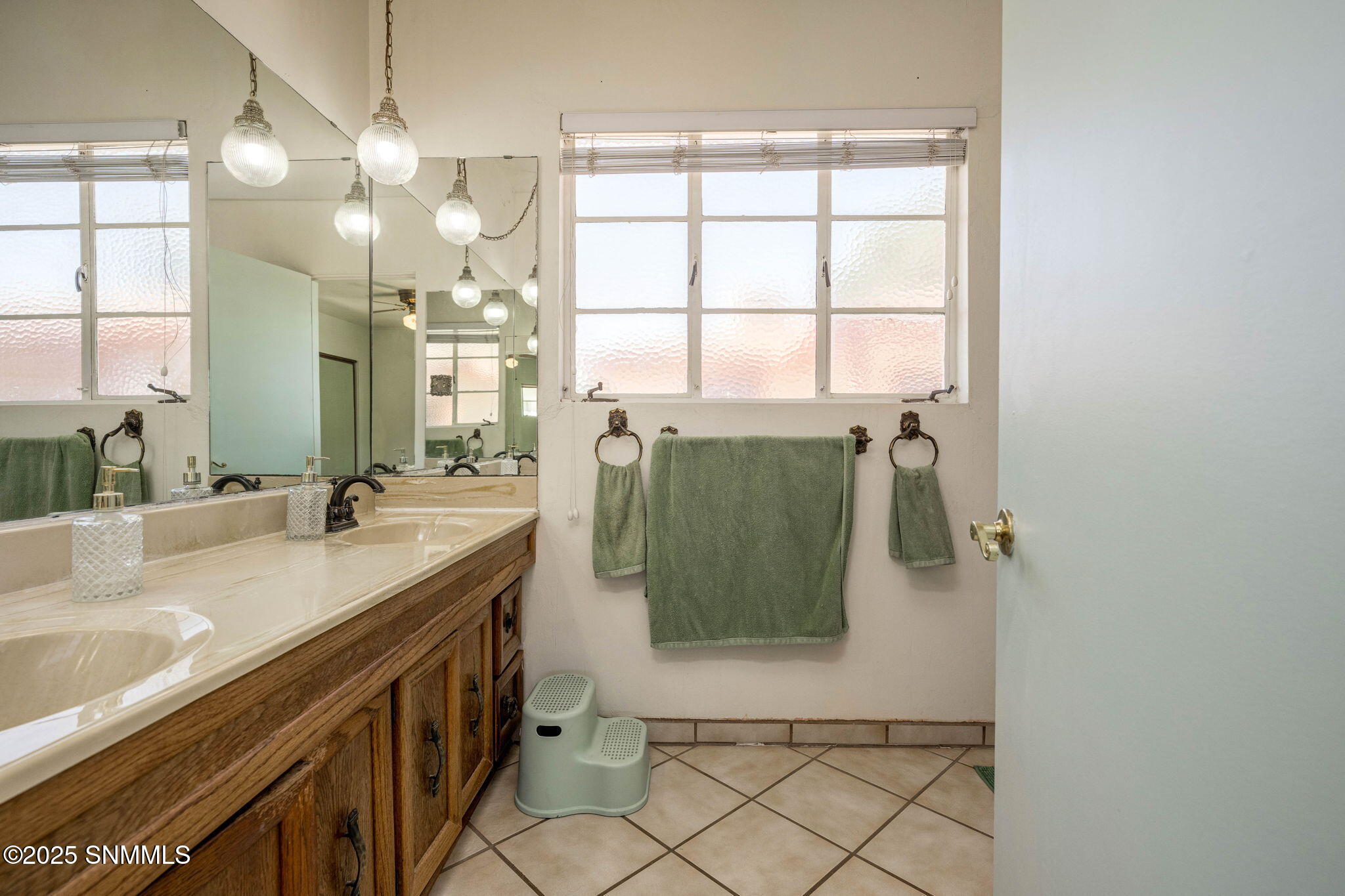 39-web-or-mls-Snappin Homes (Phillips414