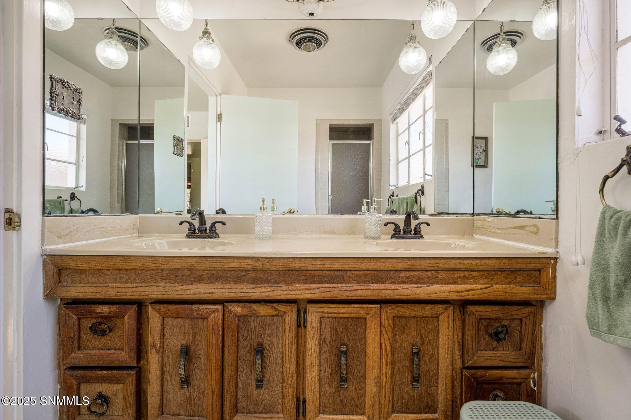 40-web-or-mls-Snappin Homes (Phillips414