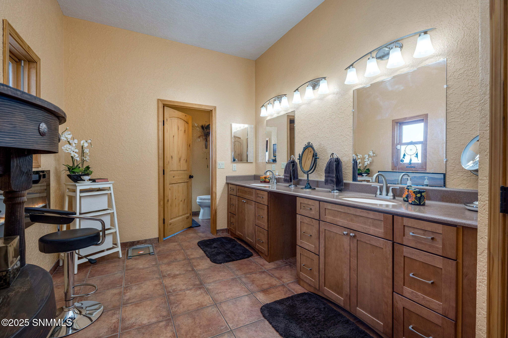 36-web-or-mls-Snappin Homes (ChampagneHi