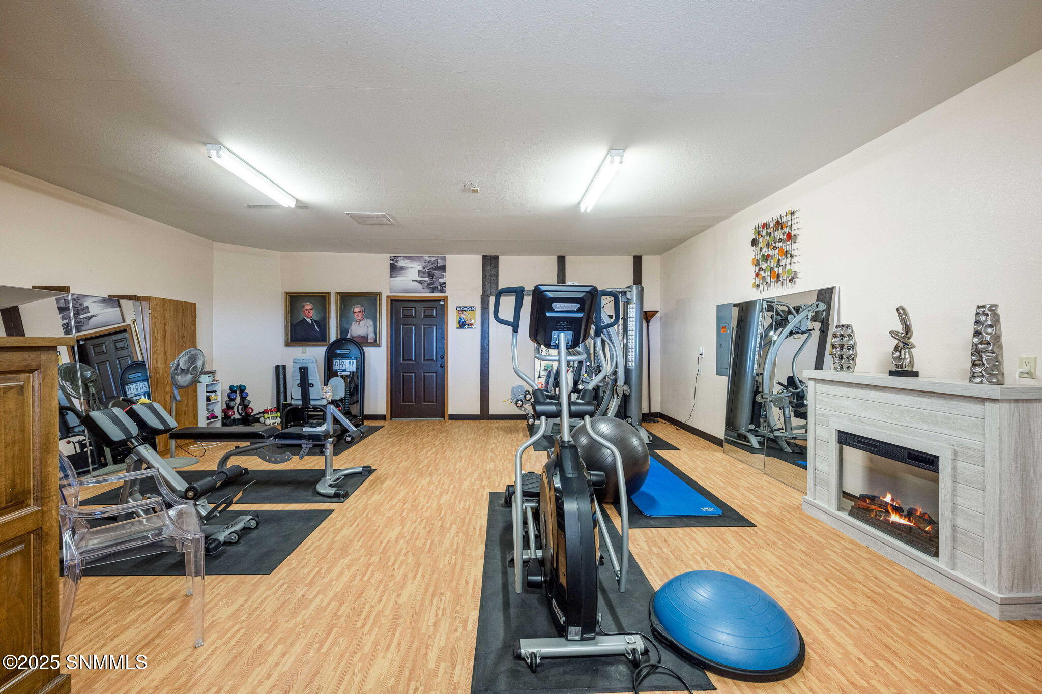 47-web-or-mls-Snappin Homes (ChampagneHi