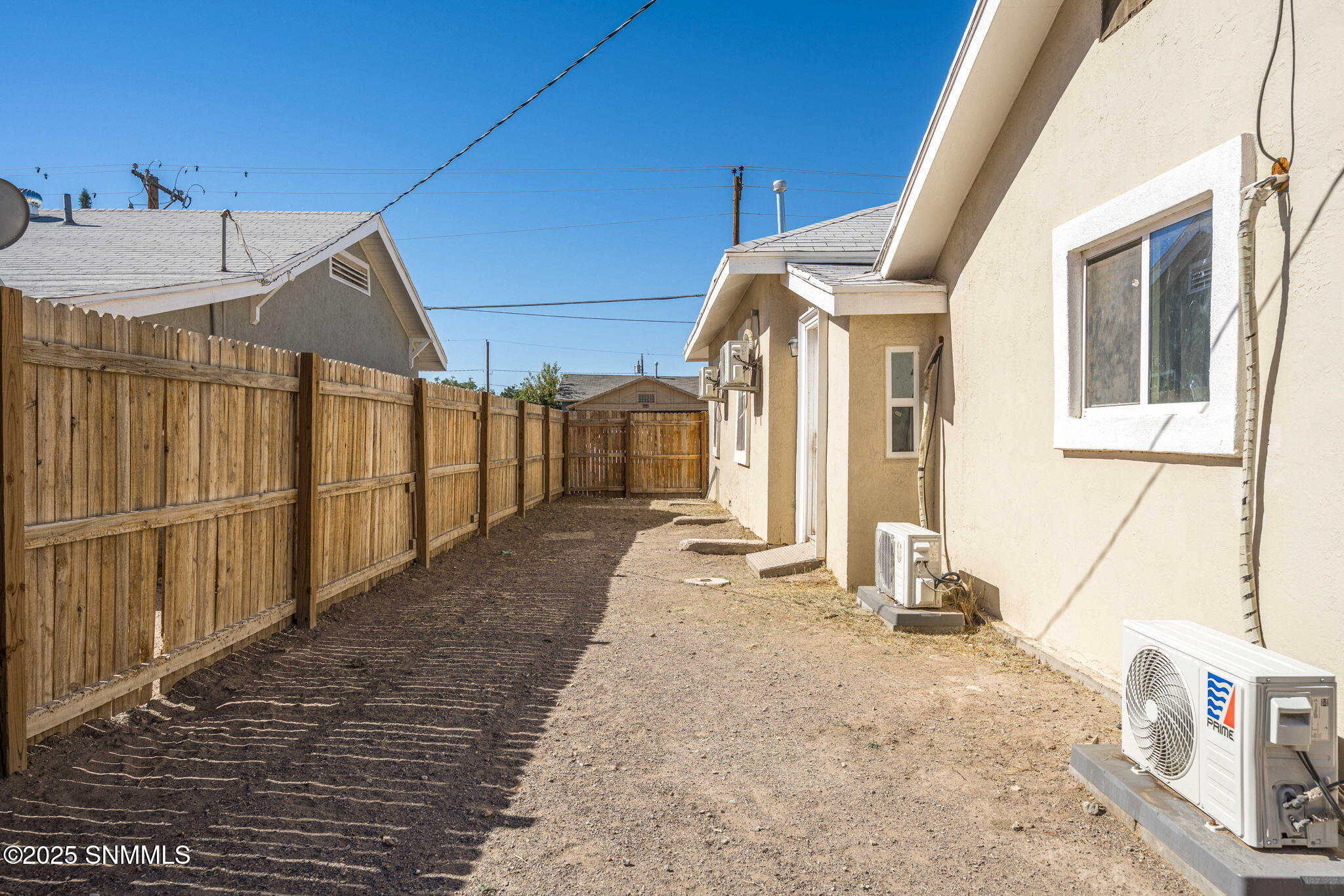 22-web-or-mls-Snappin Homes (Reymond309)