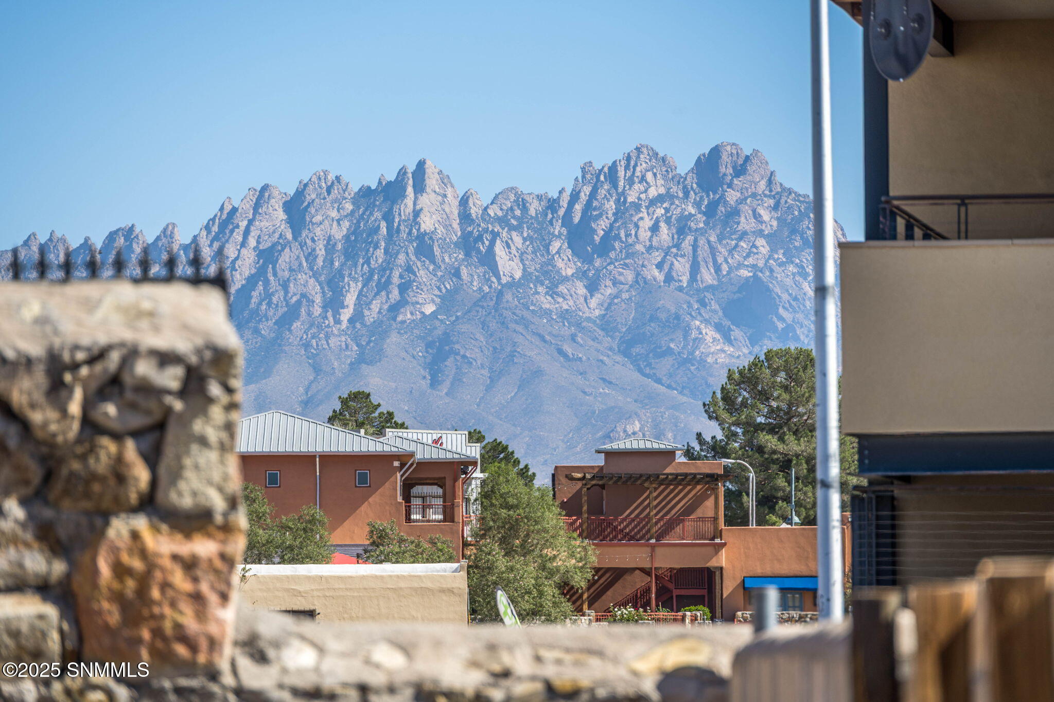 24-web-or-mls-Snappin Homes (Reymond309)