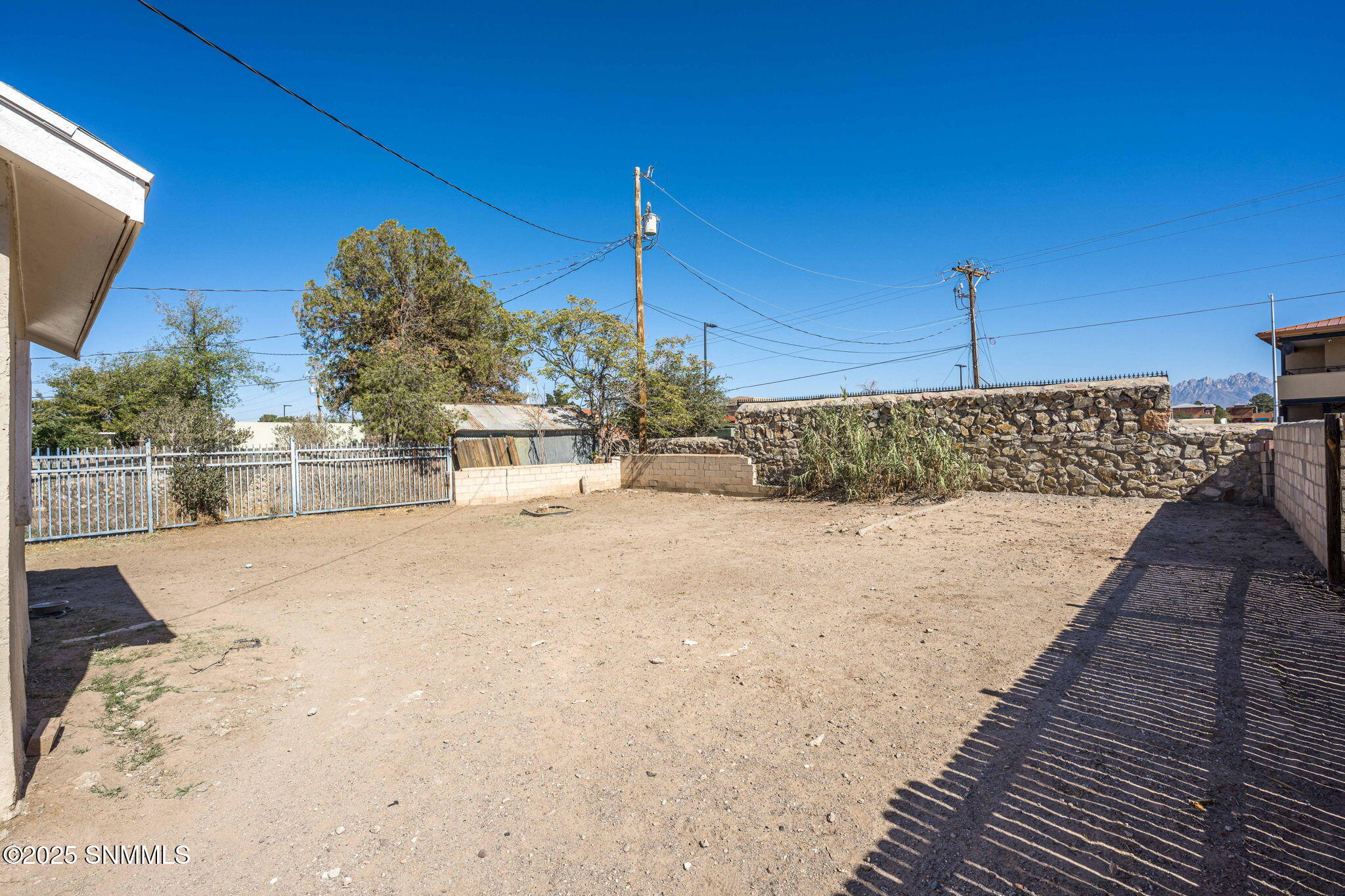 25-web-or-mls-Snappin Homes (Reymond309)