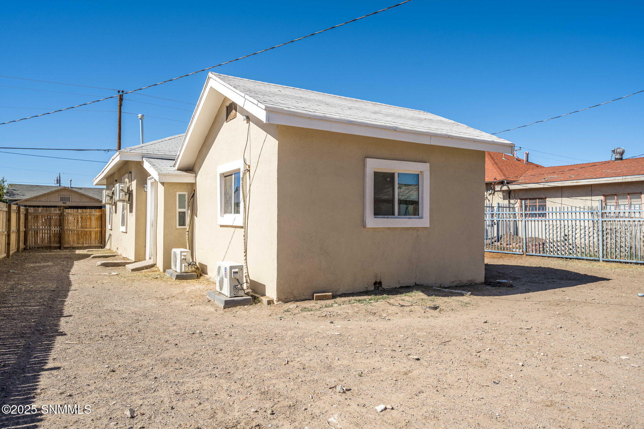 26-web-or-mls-Snappin Homes (Reymond309)