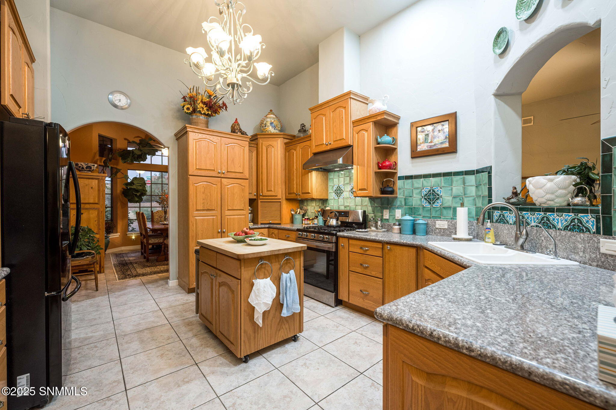 13-web-or-mls-Snappin Homes (Sundown3220