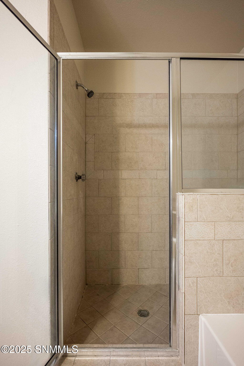 16-web-or-mls-Snappin Homes (Morningstar