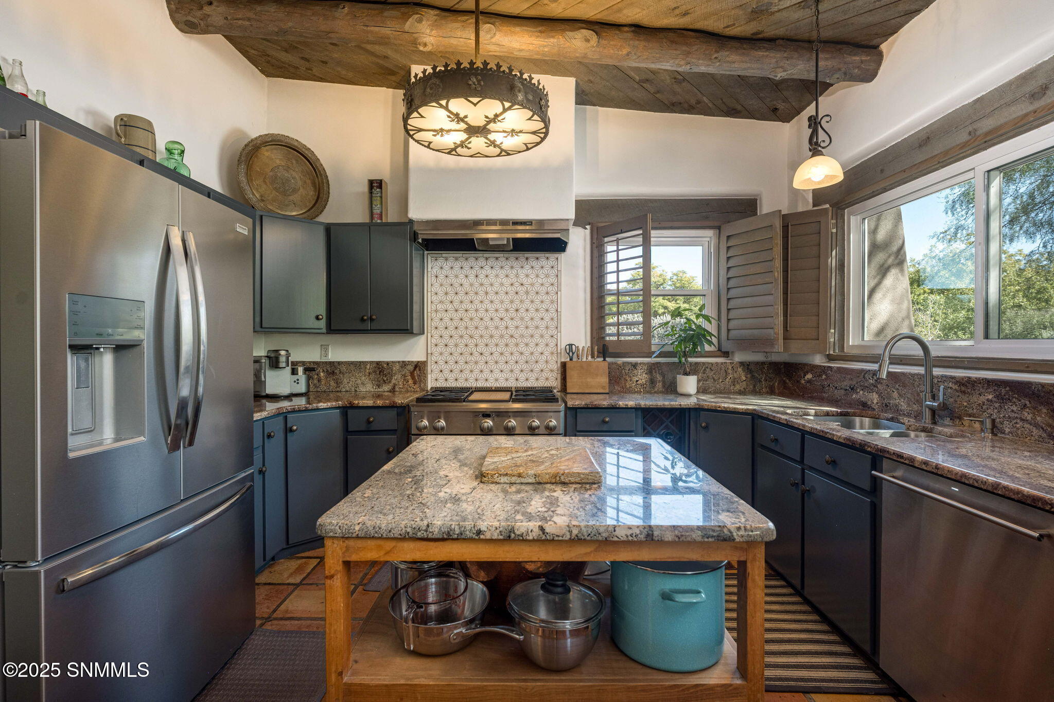 26-web-or-mls-Snappin Homes (Snow3044)-2