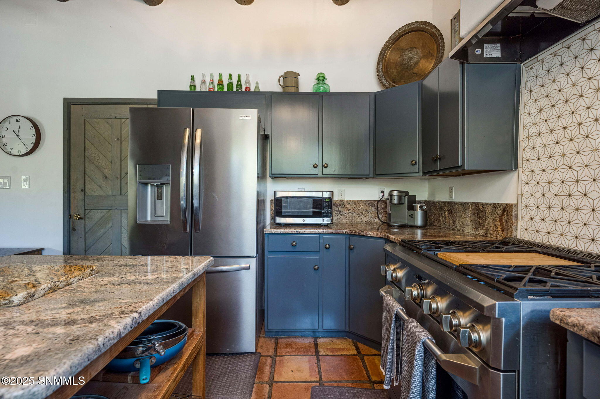 28-web-or-mls-Snappin Homes (Snow3044)-2