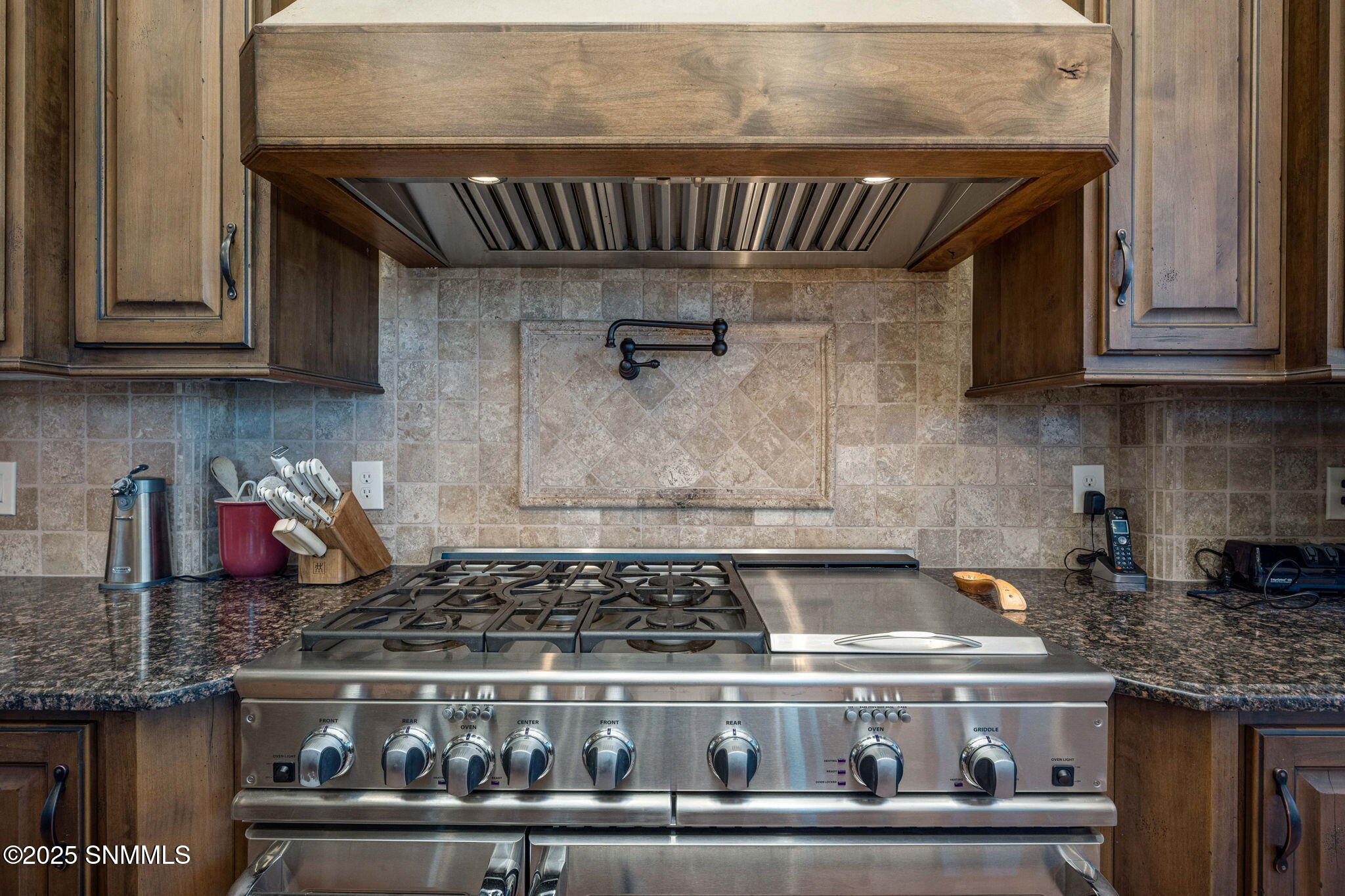 26-web-or-mls-Snappin Homes (LakeLucero7