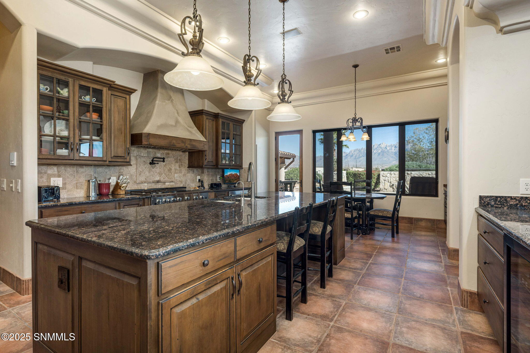 29-web-or-mls-Snappin Homes (LakeLucero7