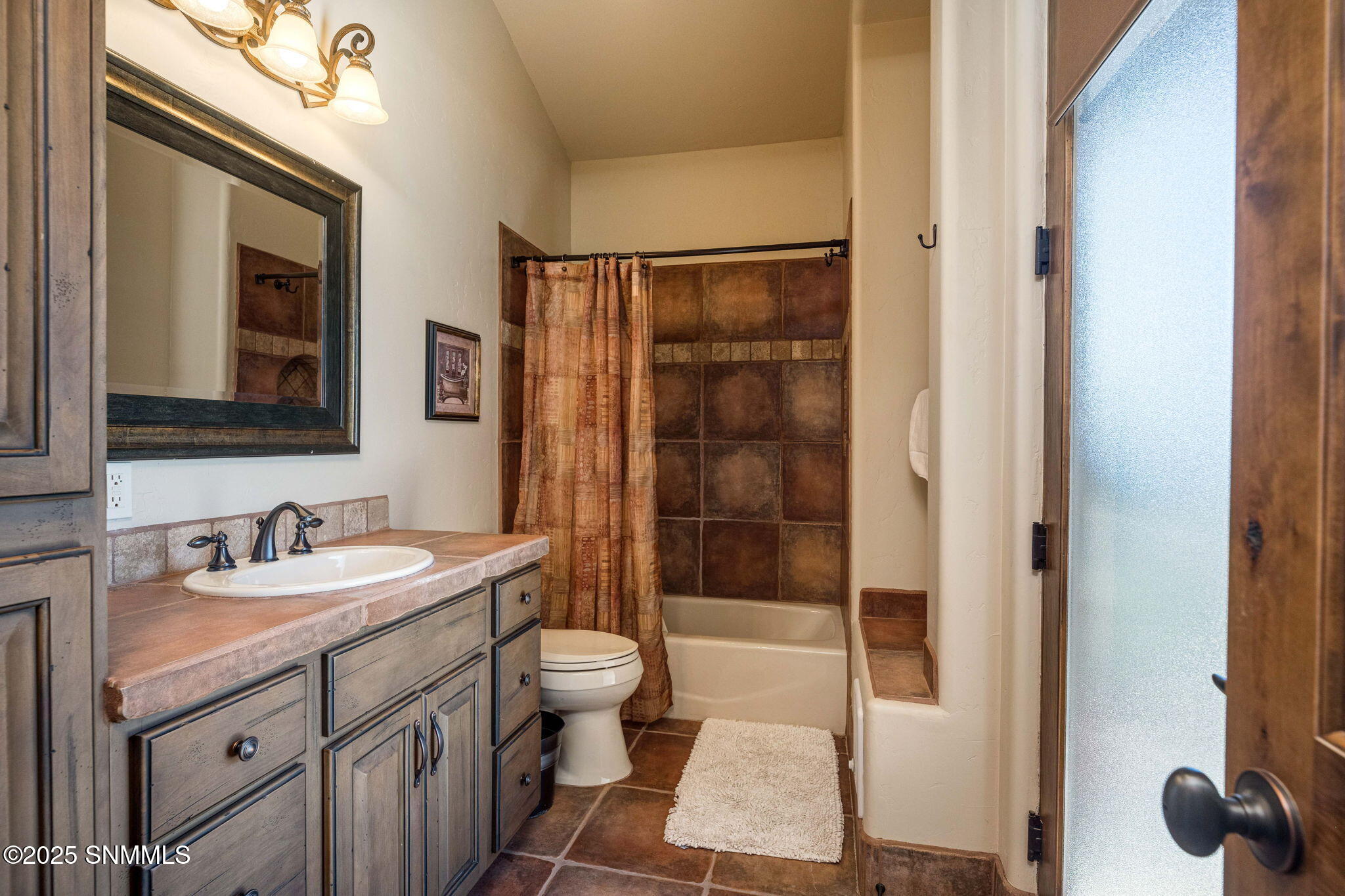 82-web-or-mls-Snappin Homes (LakeLucero7