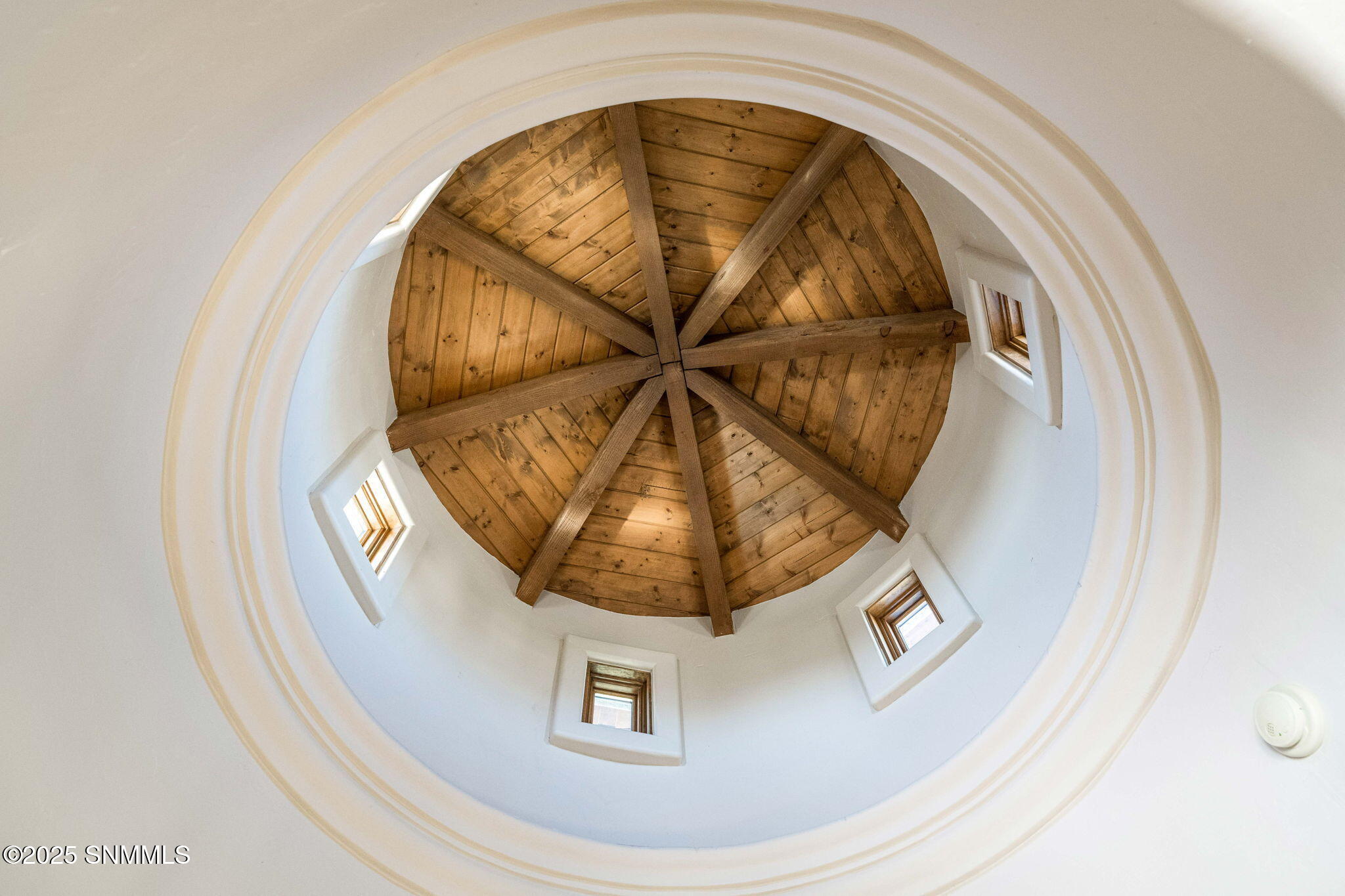 85-web-or-mls-Snappin Homes (LakeLucero7