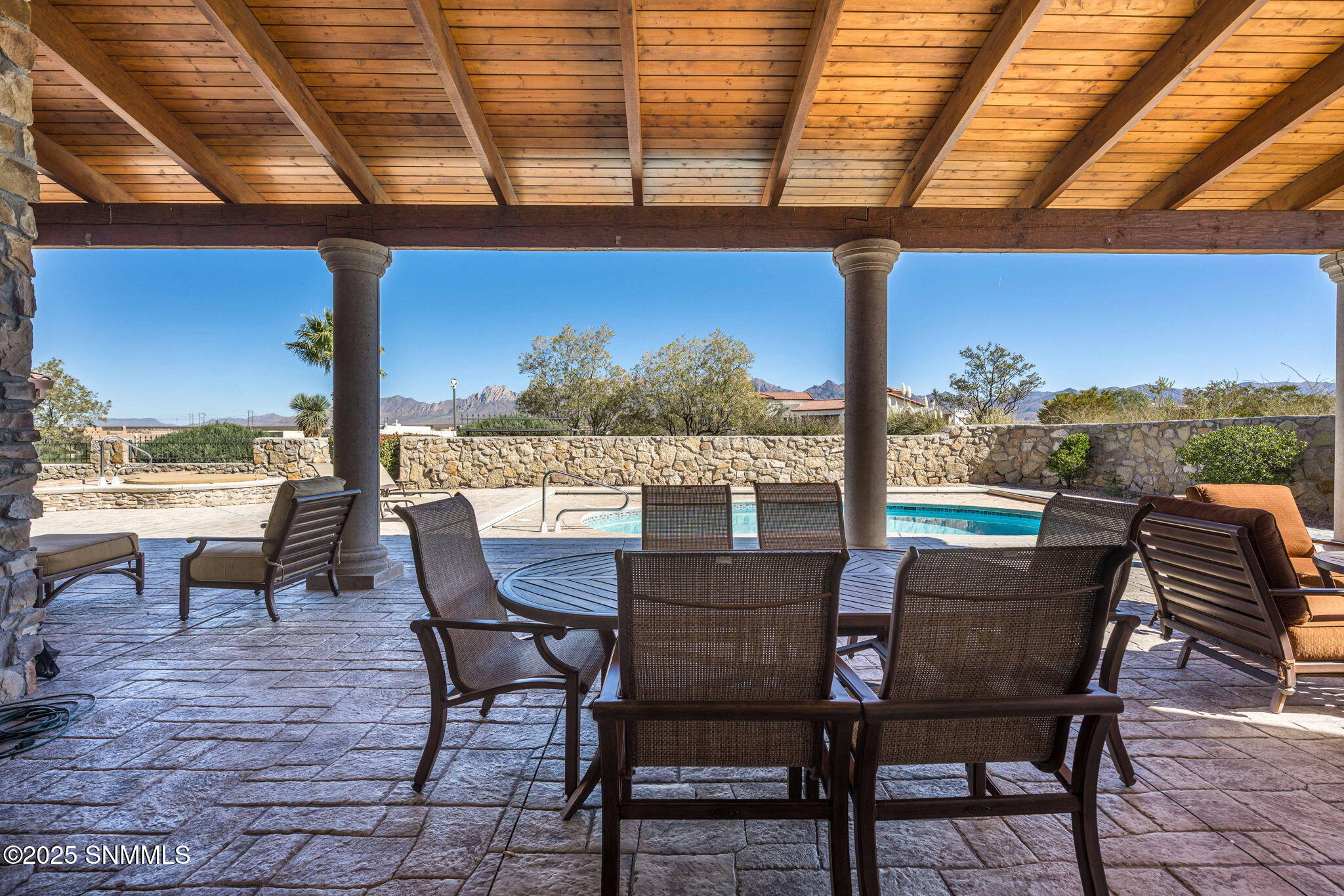 96-web-or-mls-Snappin Homes (LakeLucero7