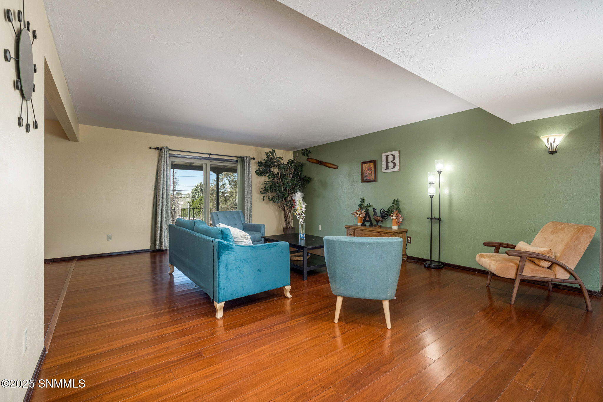 10-web-or-mls-Snappin Homes (ImperialRid