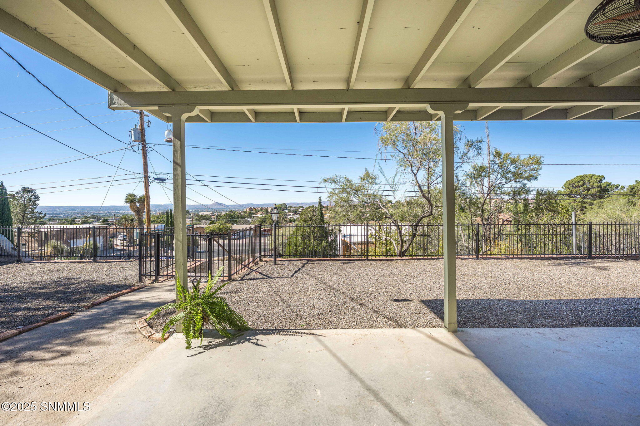 40-web-or-mls-Snappin Homes (ImperialRid