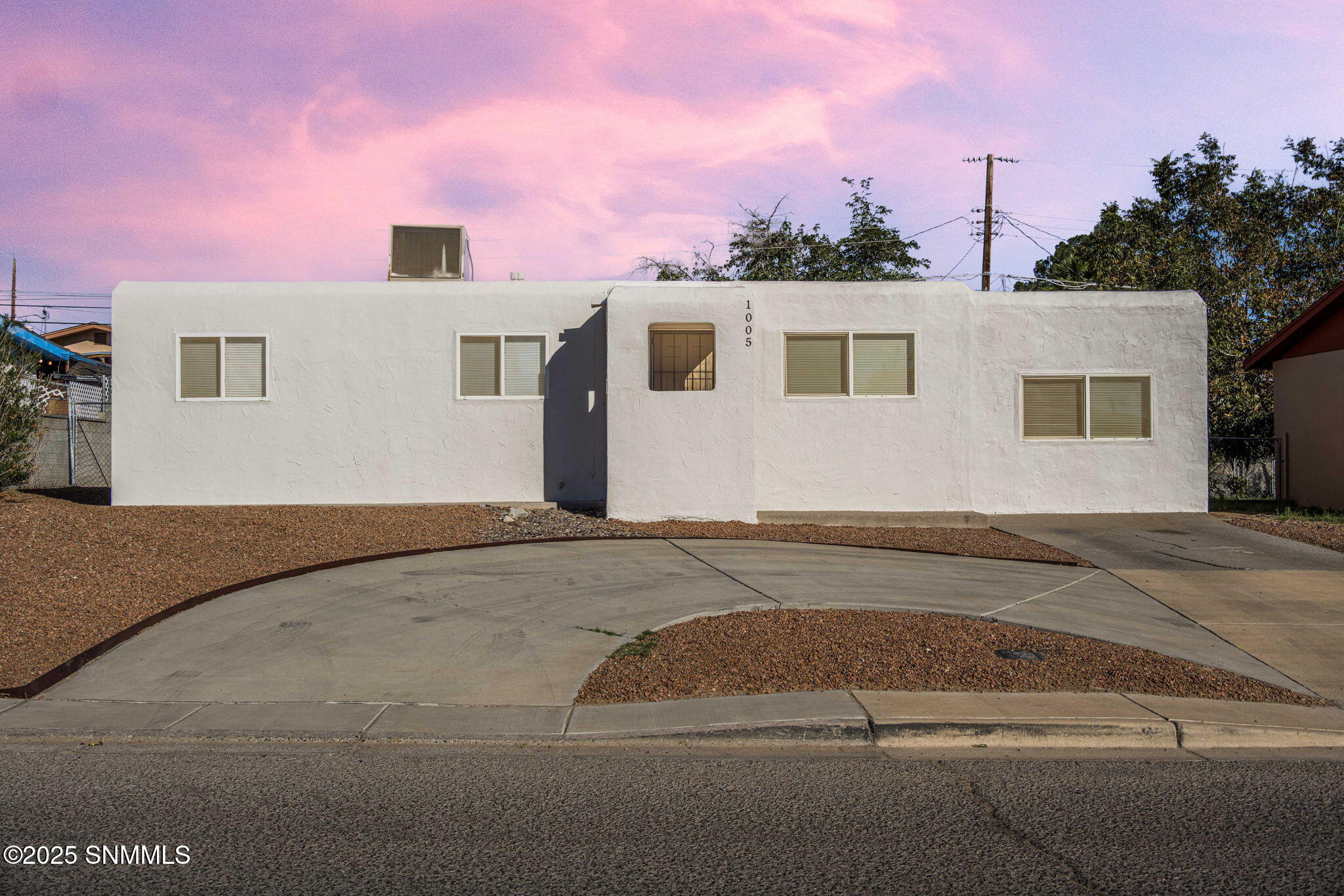 26-web-or-mls-Snappin Homes (Stull1005)-