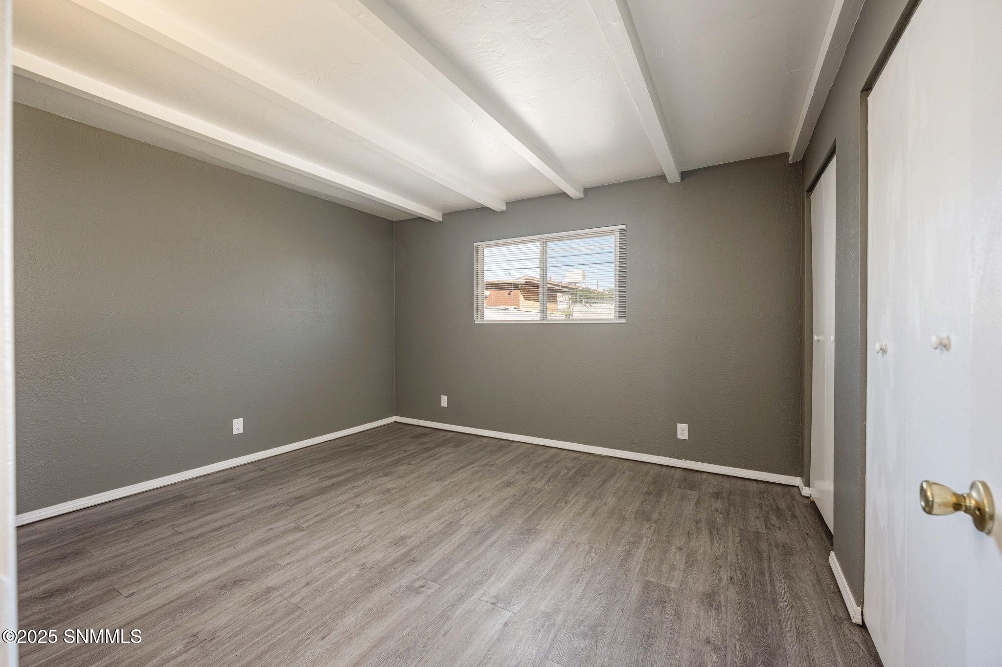 15-web-or-mls-Snappin Homes (Stull1005)-