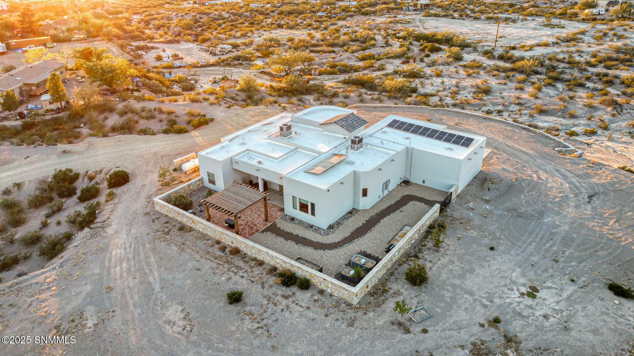 7-web-or-mls-DJI_0570