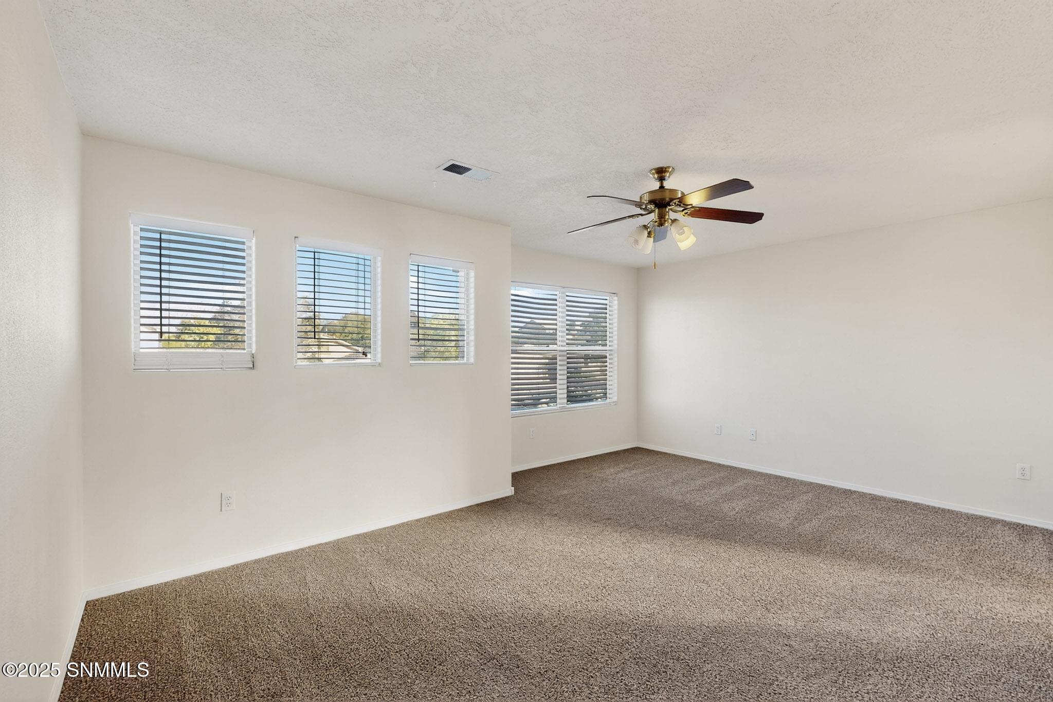 24-3D-Casas-2527-Candlewood-Cir-11132025