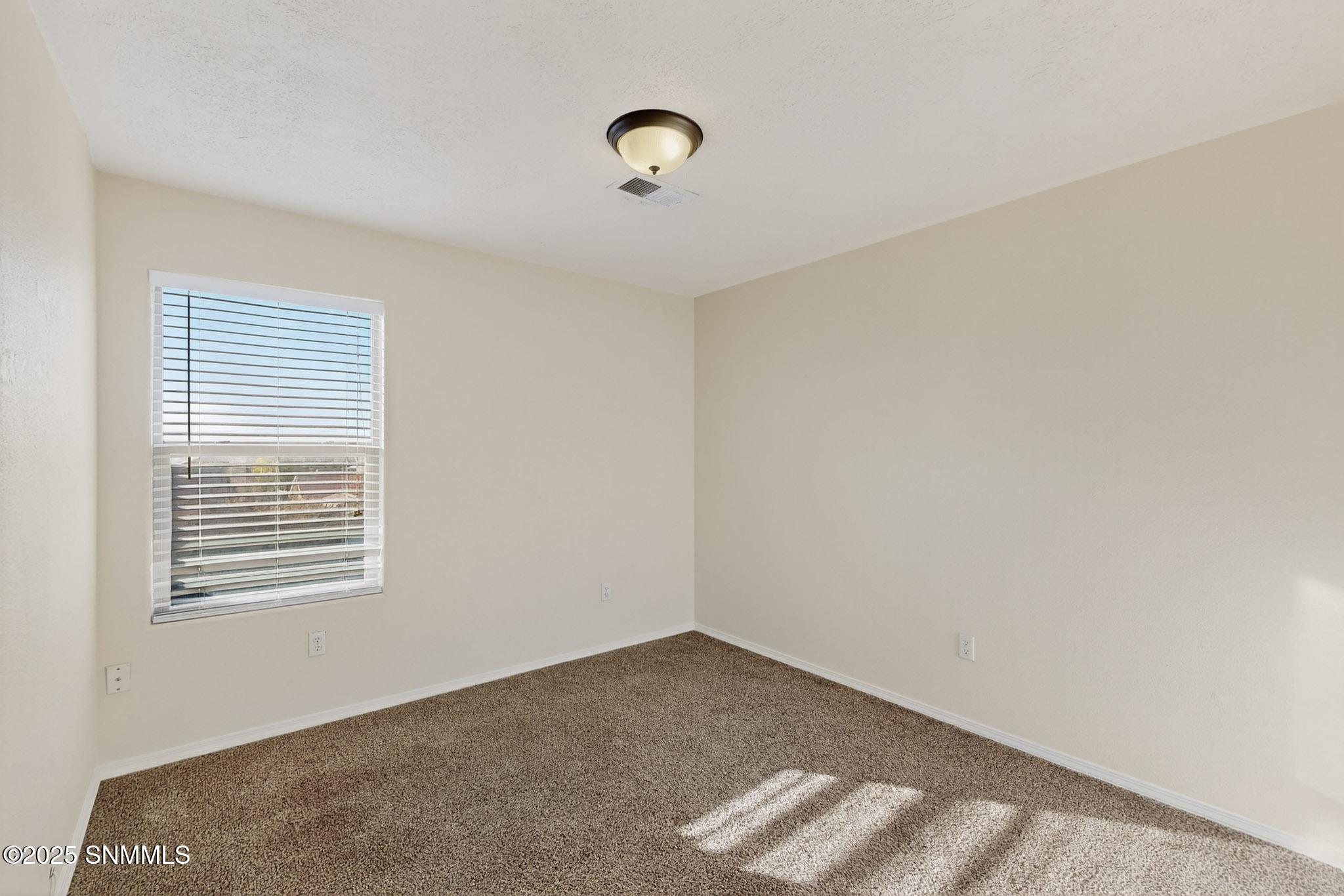 30-3D-Casas-2527-Candlewood-Cir-11132025