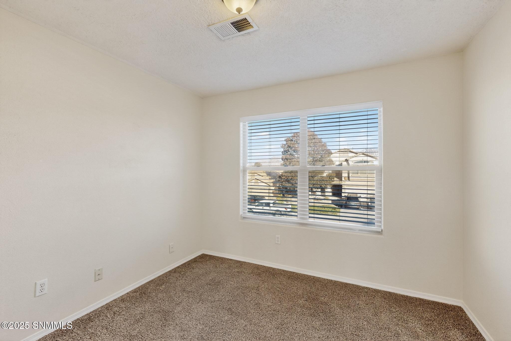 37-3D-Casas-2527-Candlewood-Cir-11132025