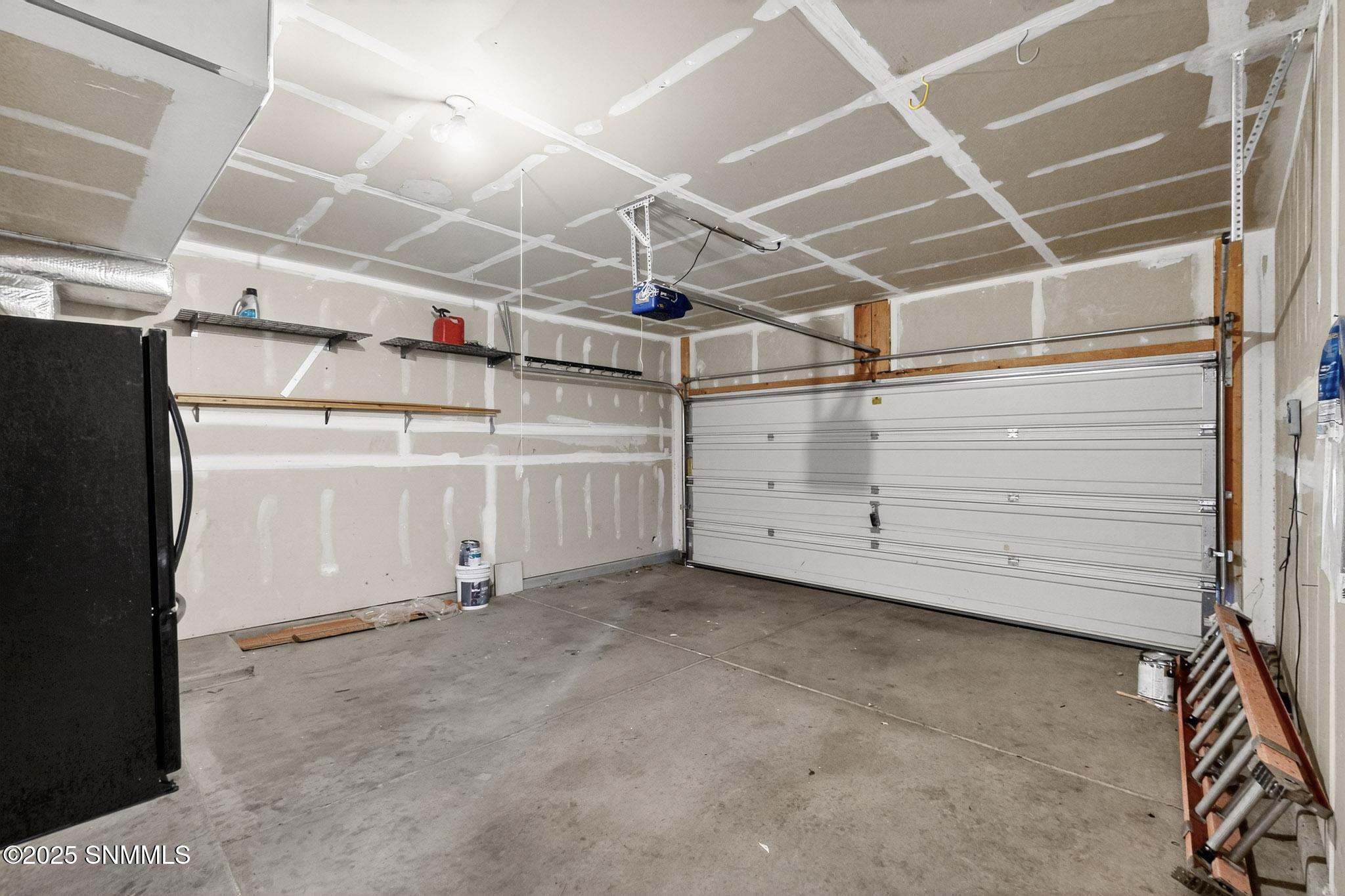 41-3D-Casas-2527-Candlewood-Cir-11132025