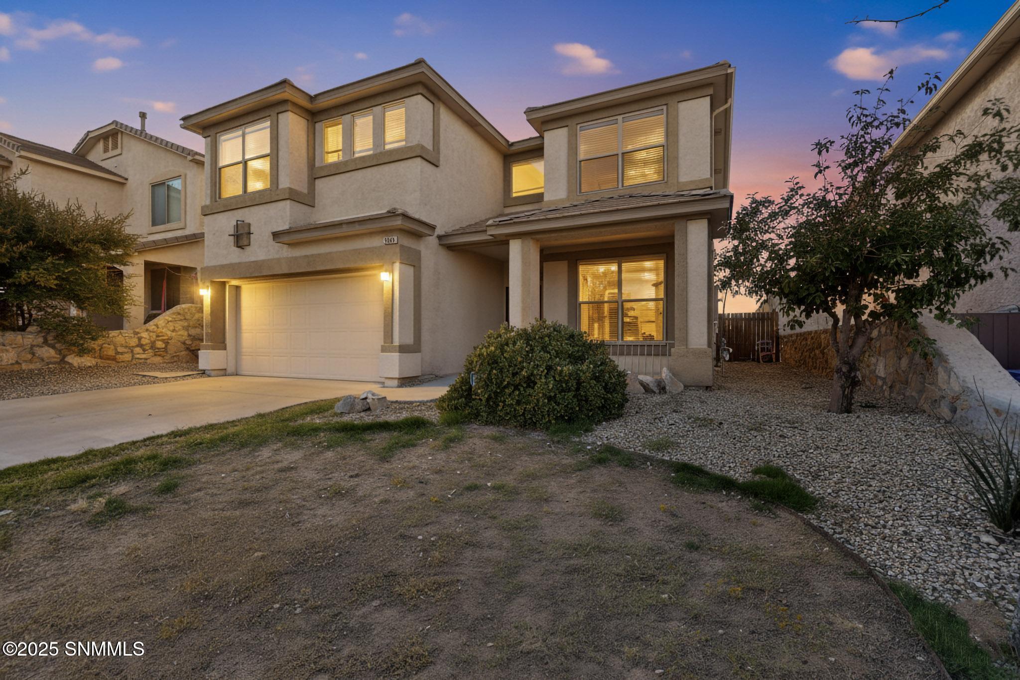 1-Image_ebylieebylieebyl