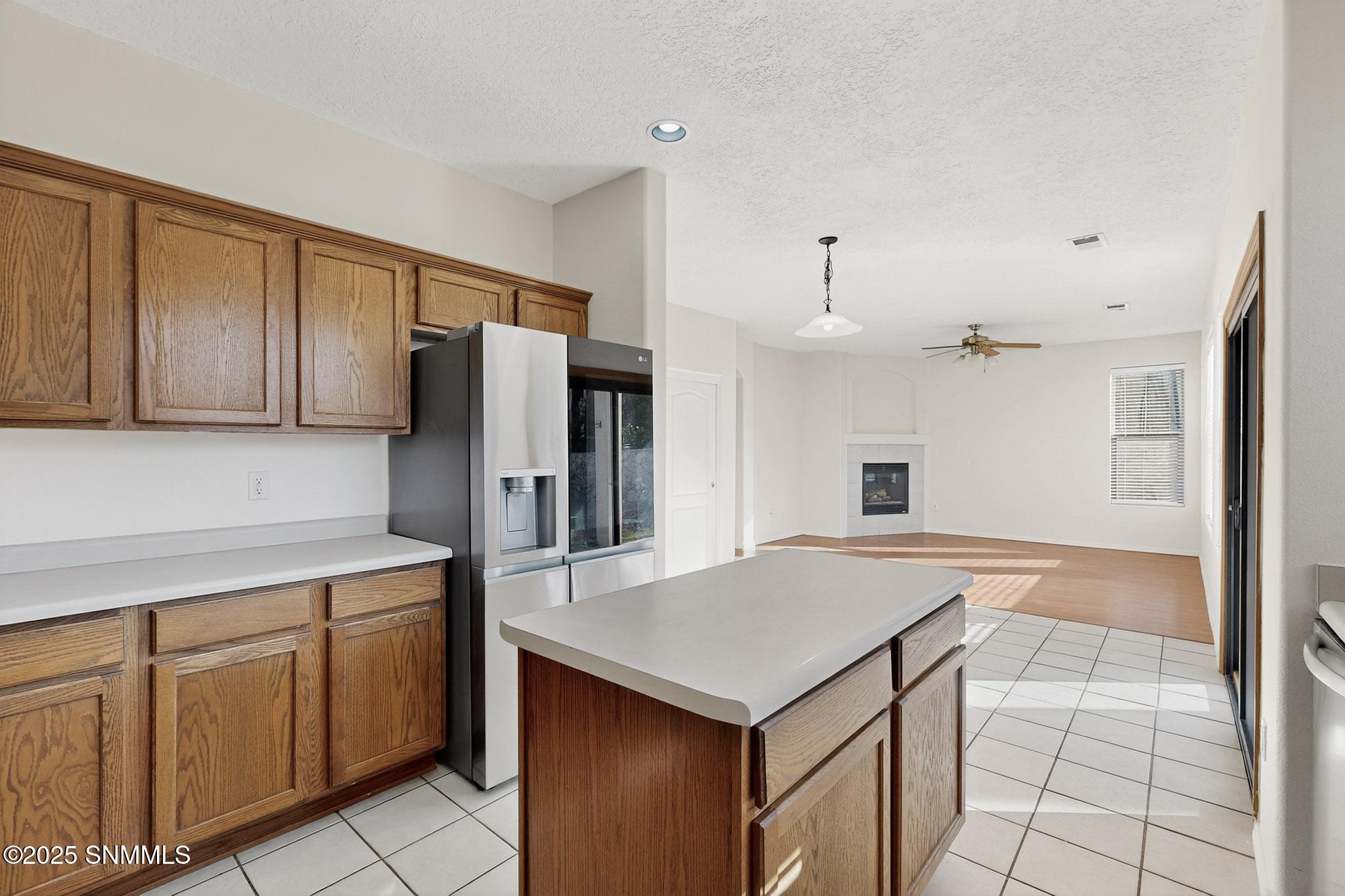 17-3D-Casas-2527-Candlewood-Cir-11132025