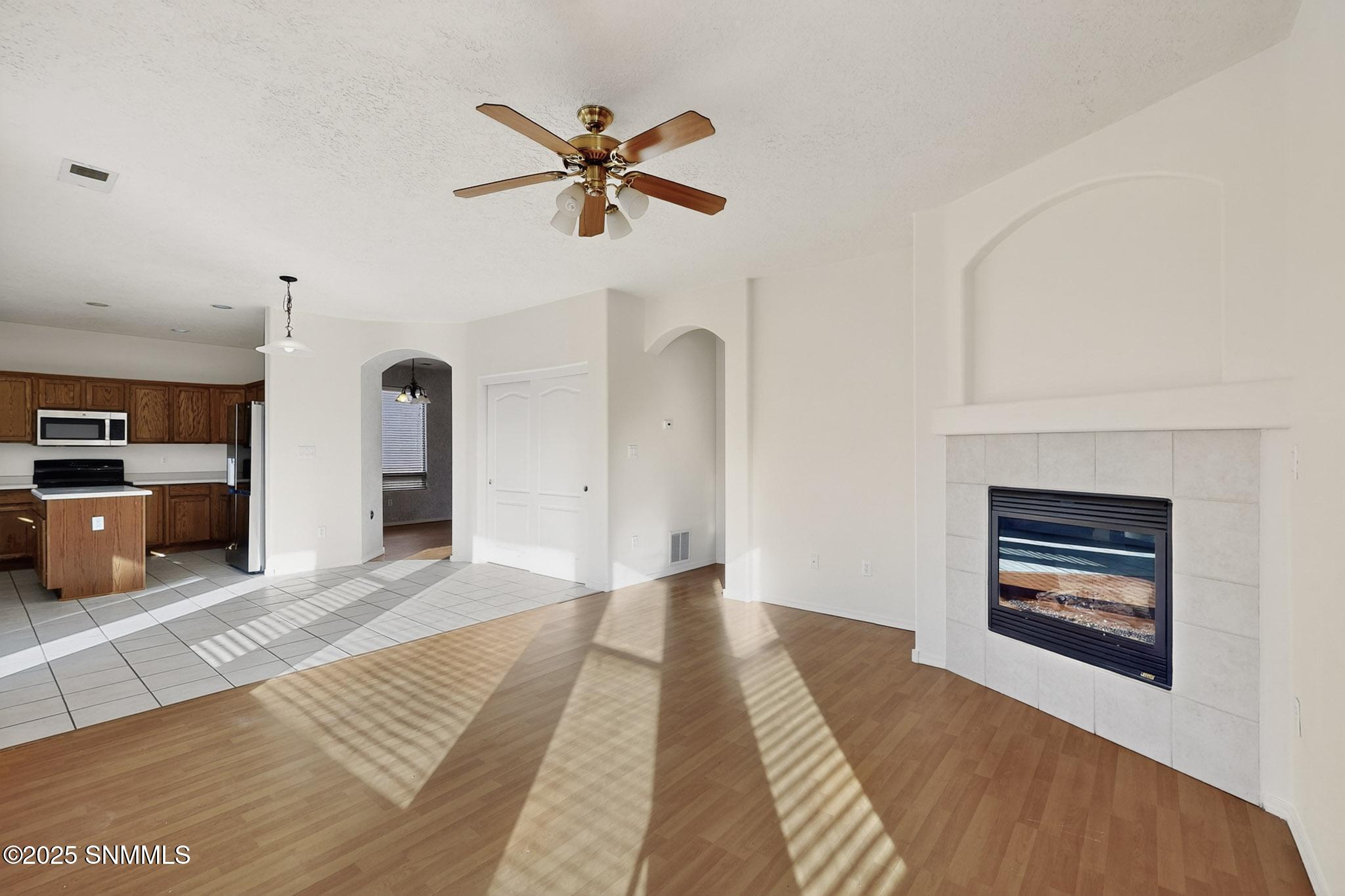 12-3D-Casas-2527-Candlewood-Cir-11132025