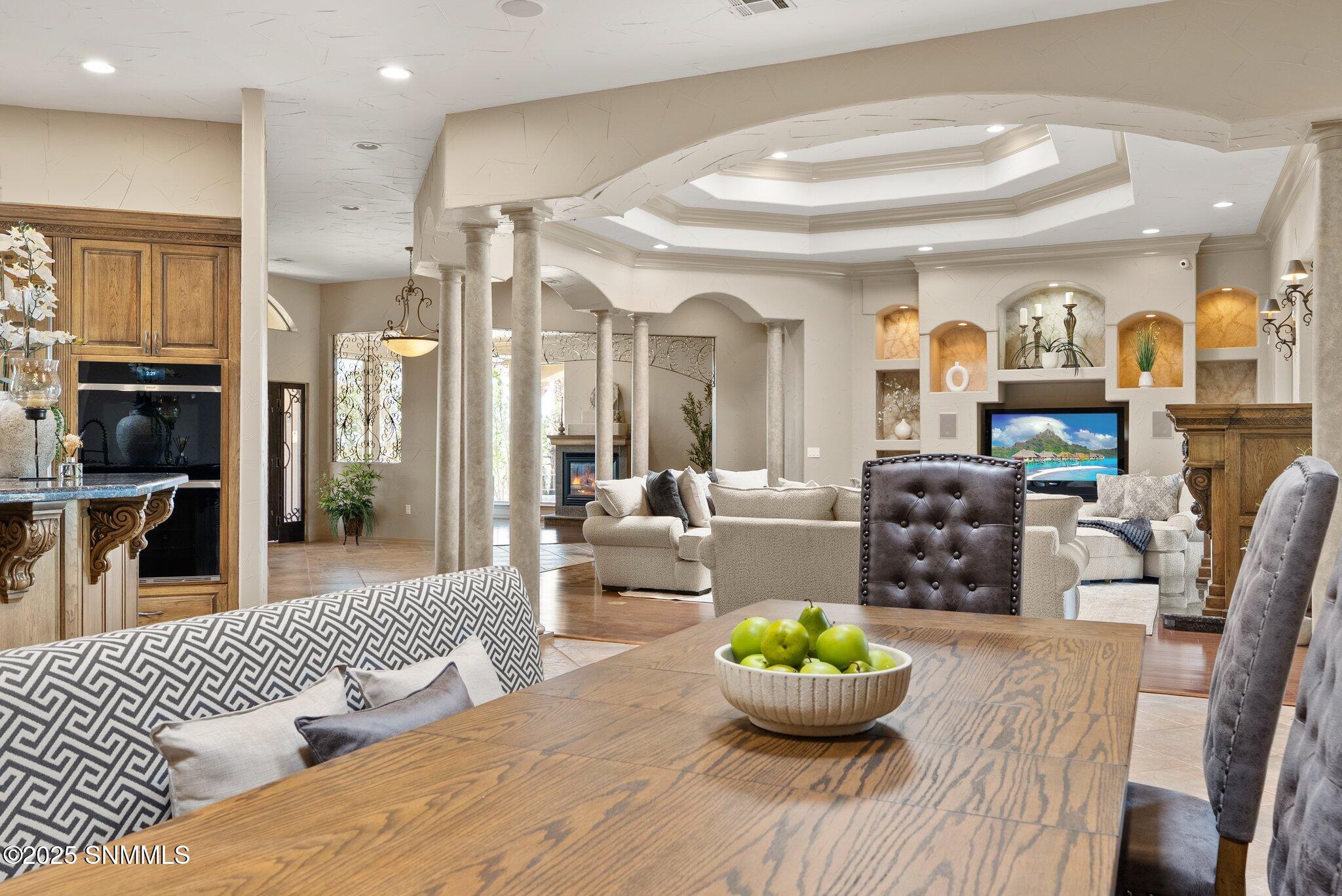 66-web-or-mls-5441-superstition-dr (1)