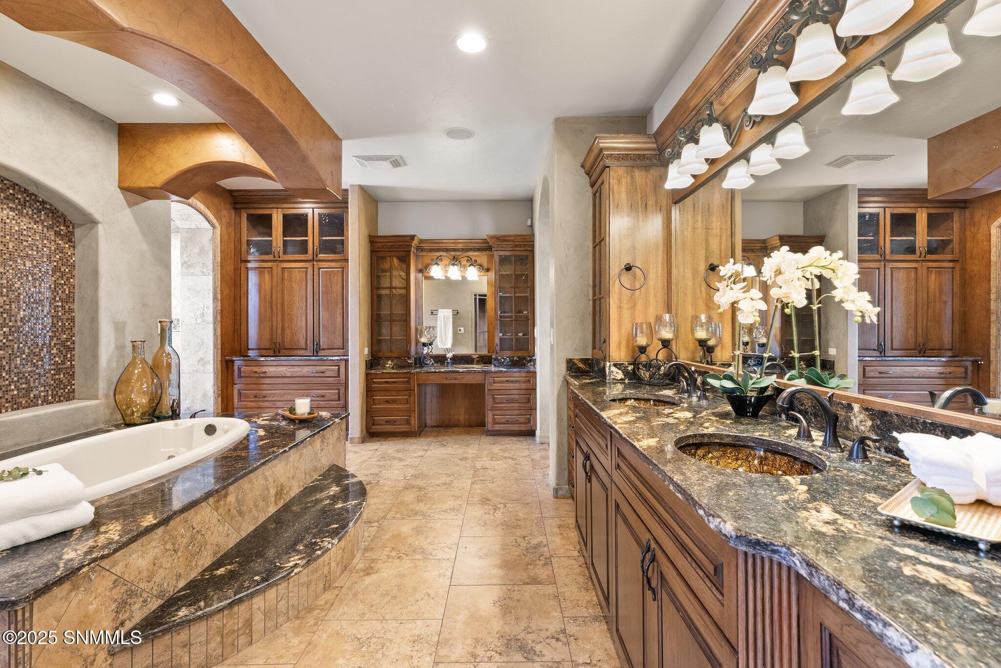 54-web-or-mls-5441-superstition-dr