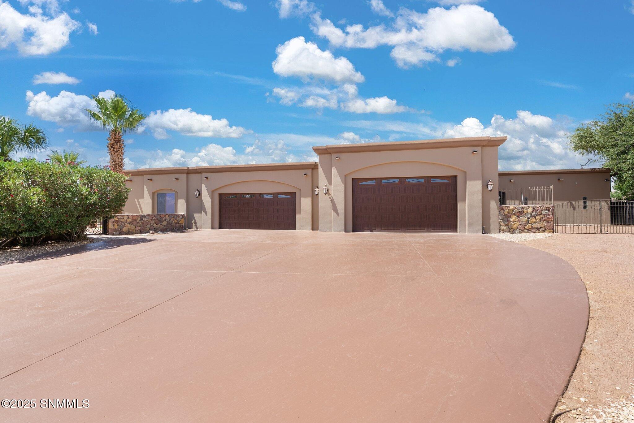 91-web-or-mls-5441-superstition-dr