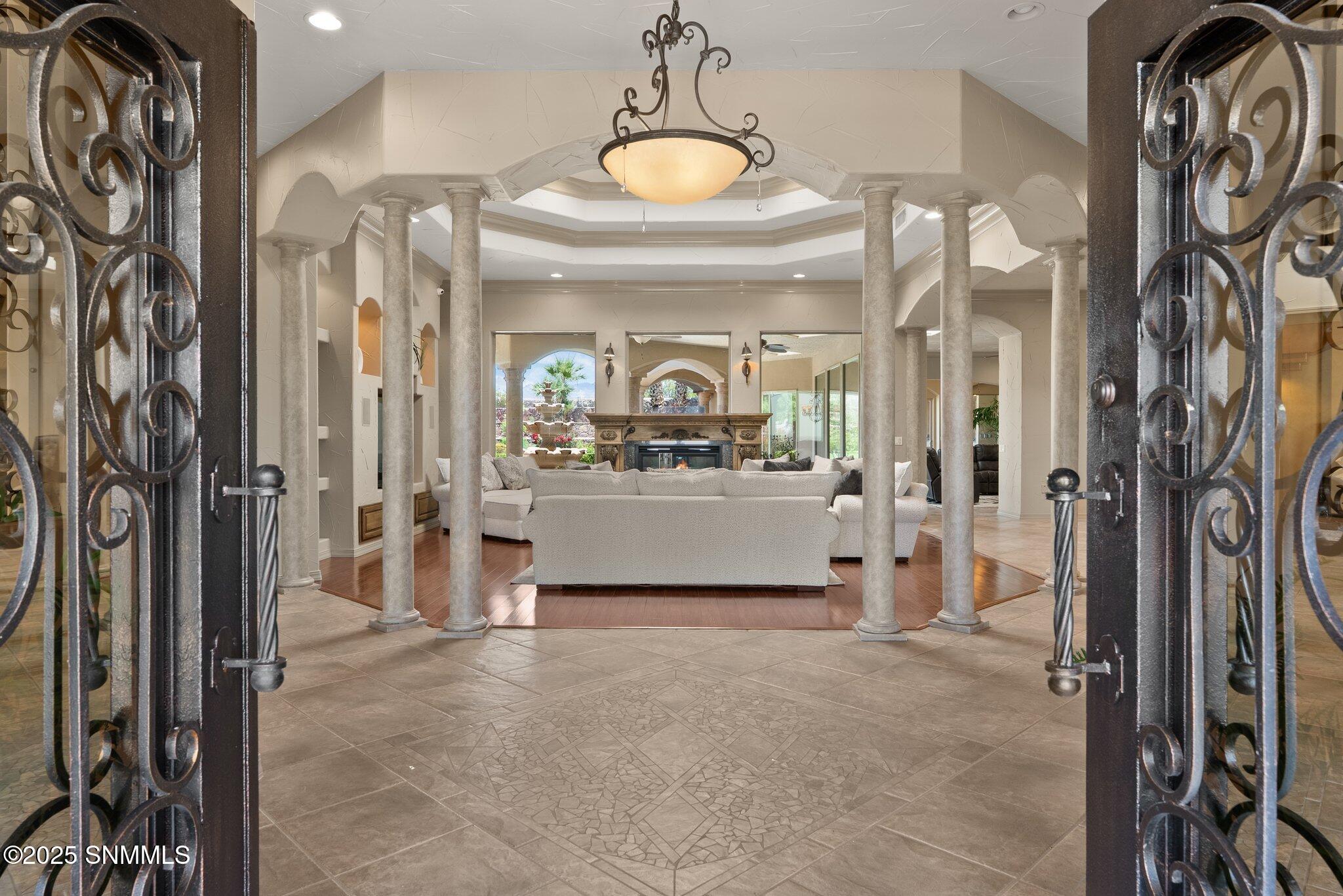 28-web-or-mls-5441-superstition-dr