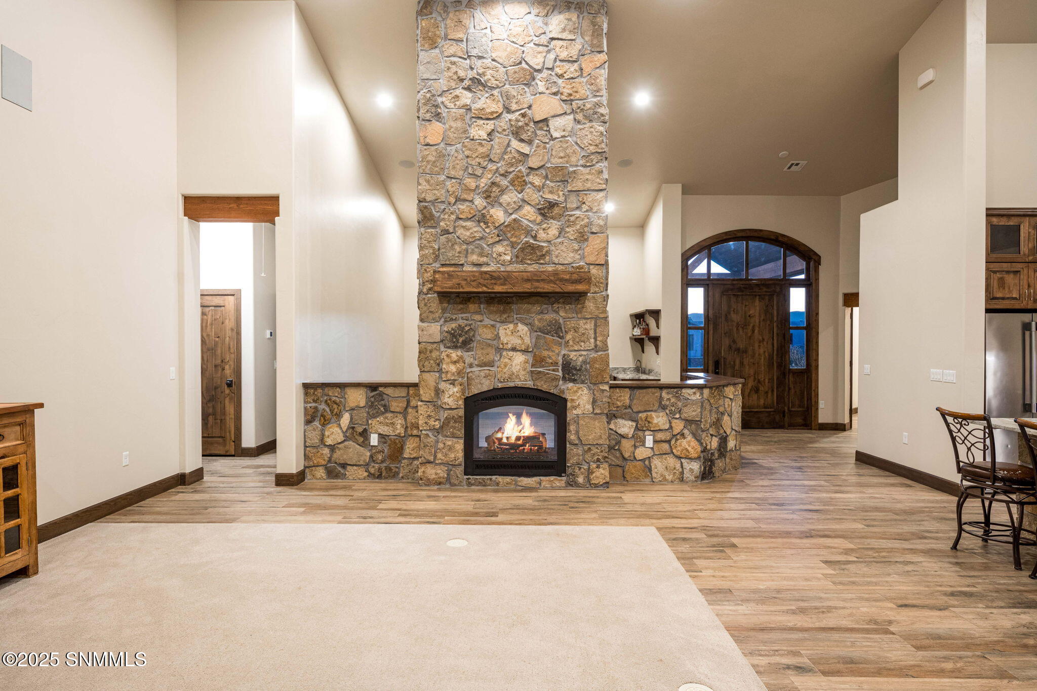 11-web-or-mls-Snappin Homes (DonaAna7403