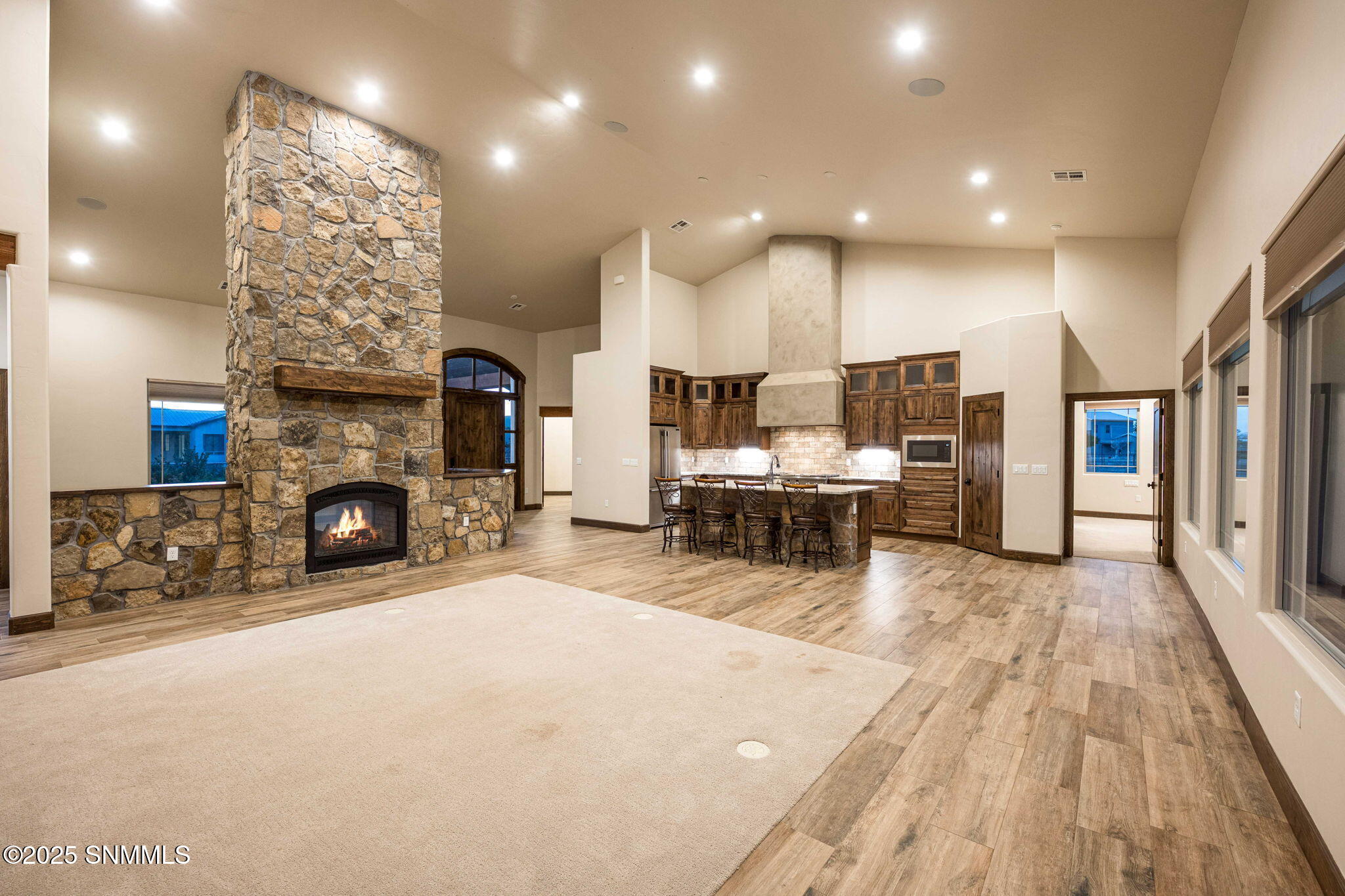 12-web-or-mls-Snappin Homes (DonaAna7403