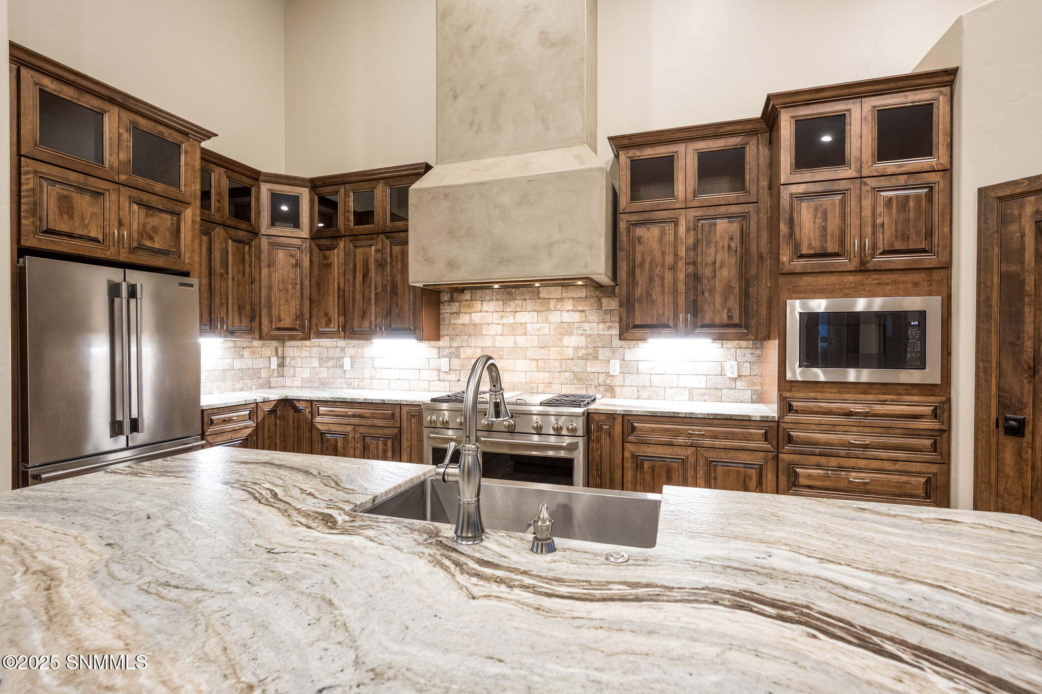 16-web-or-mls-Snappin Homes (DonaAna7403