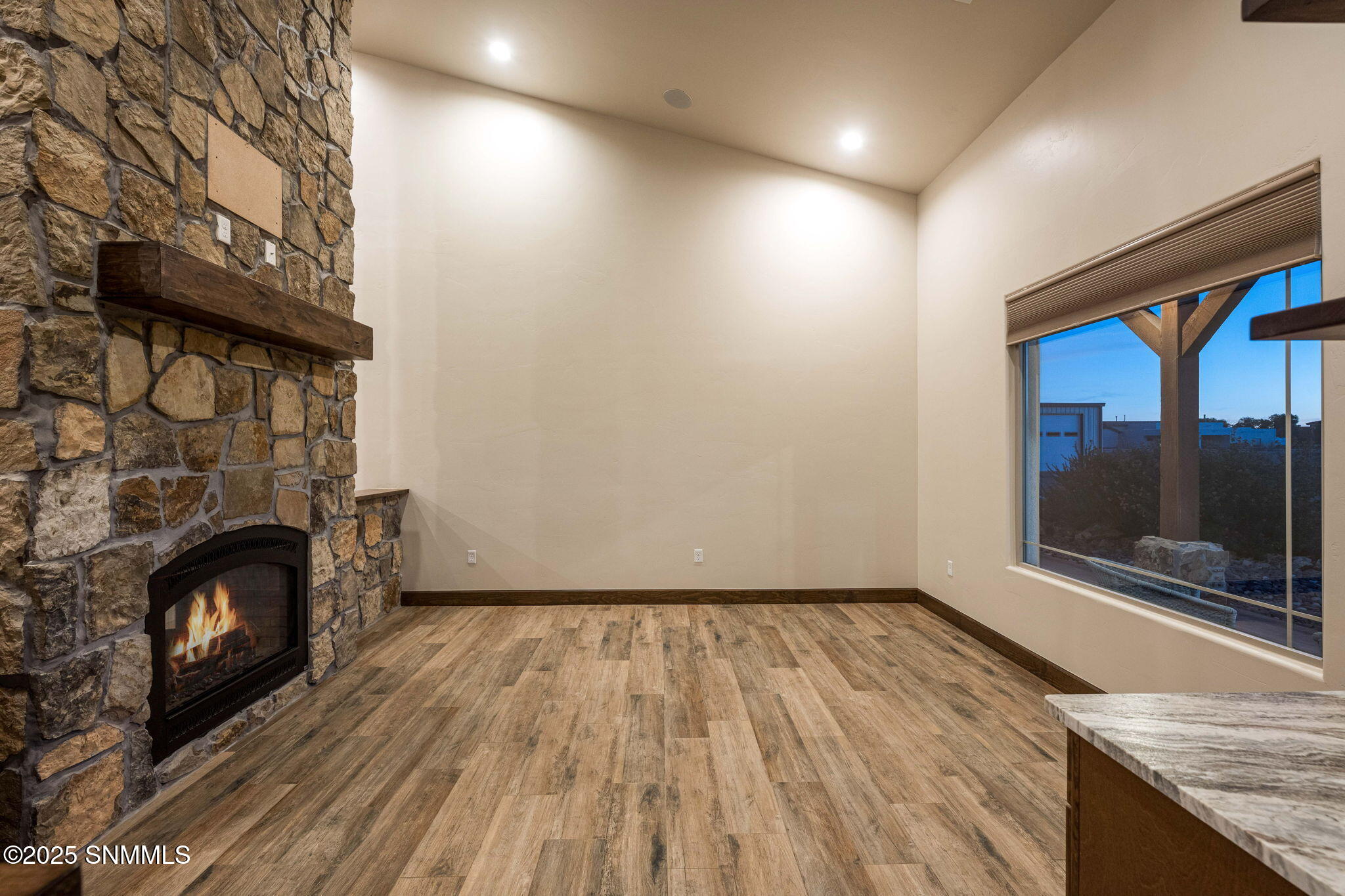 22-web-or-mls-Snappin Homes (DonaAna7403