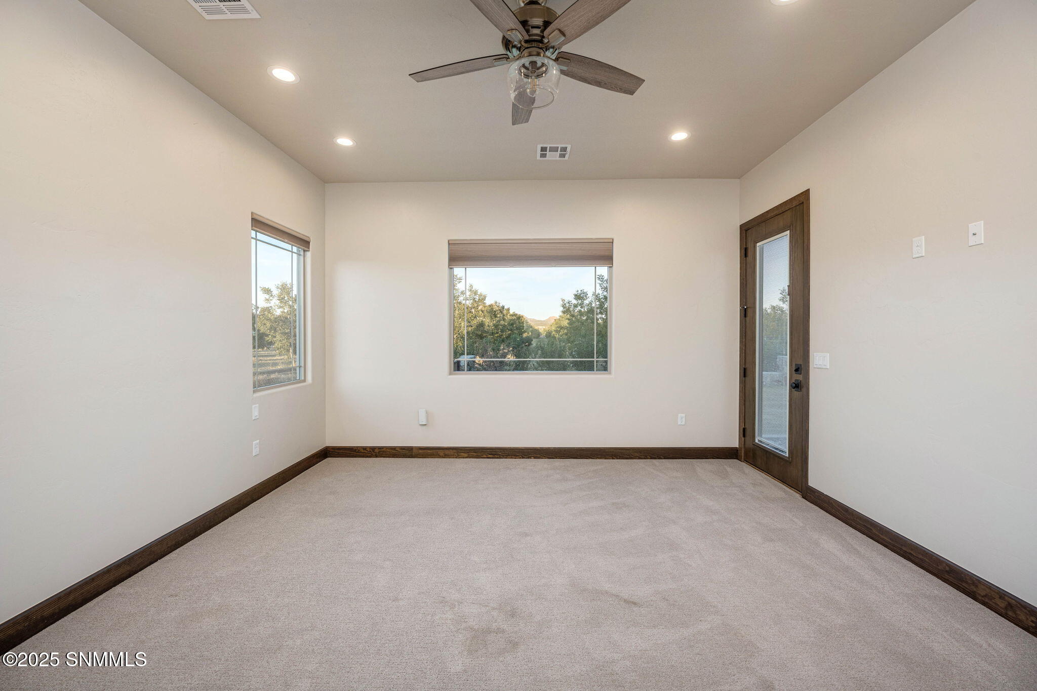 32-web-or-mls-Snappin Homes (DonaAna7403