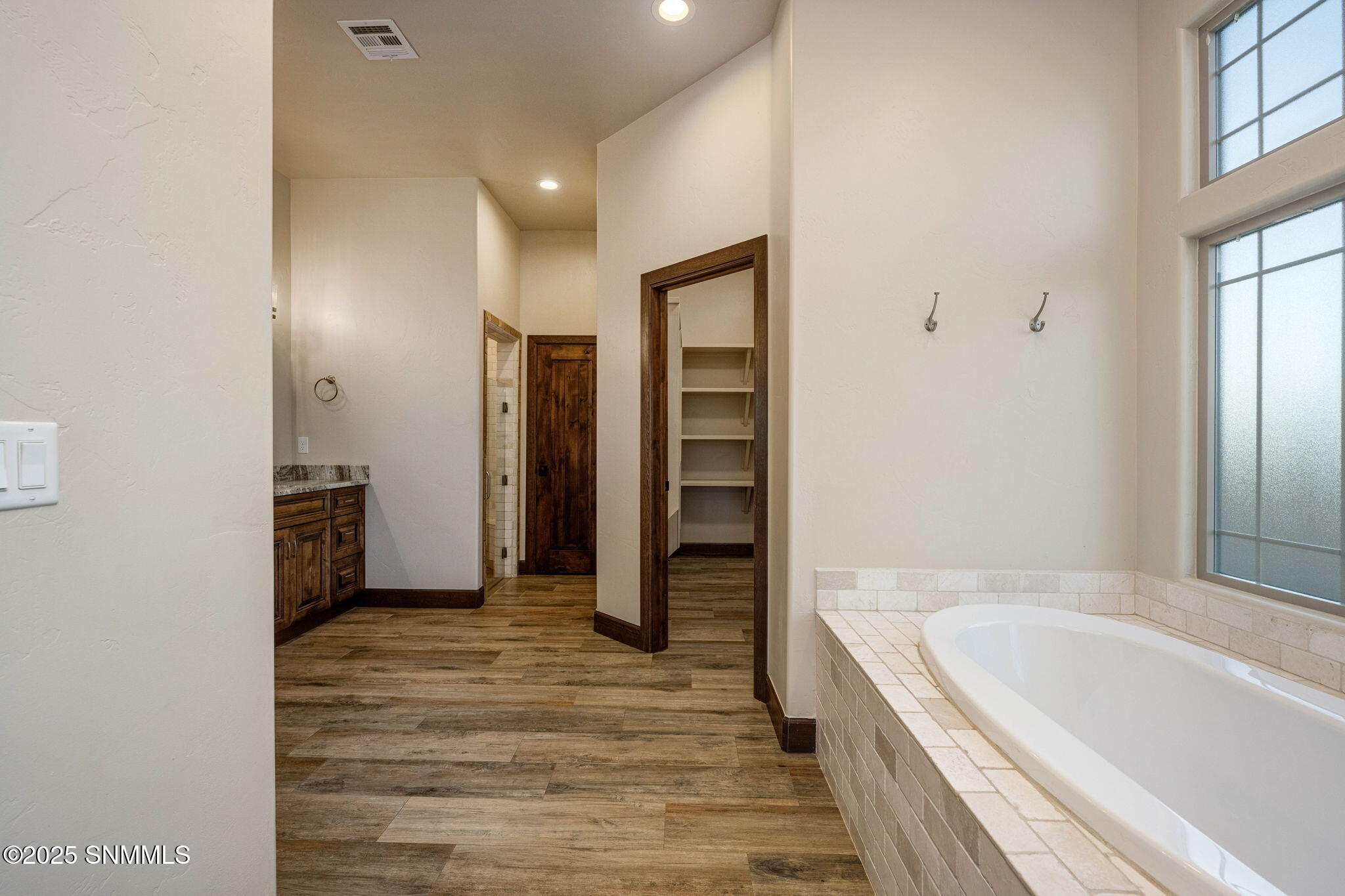 35-web-or-mls-Snappin Homes (DonaAna7403