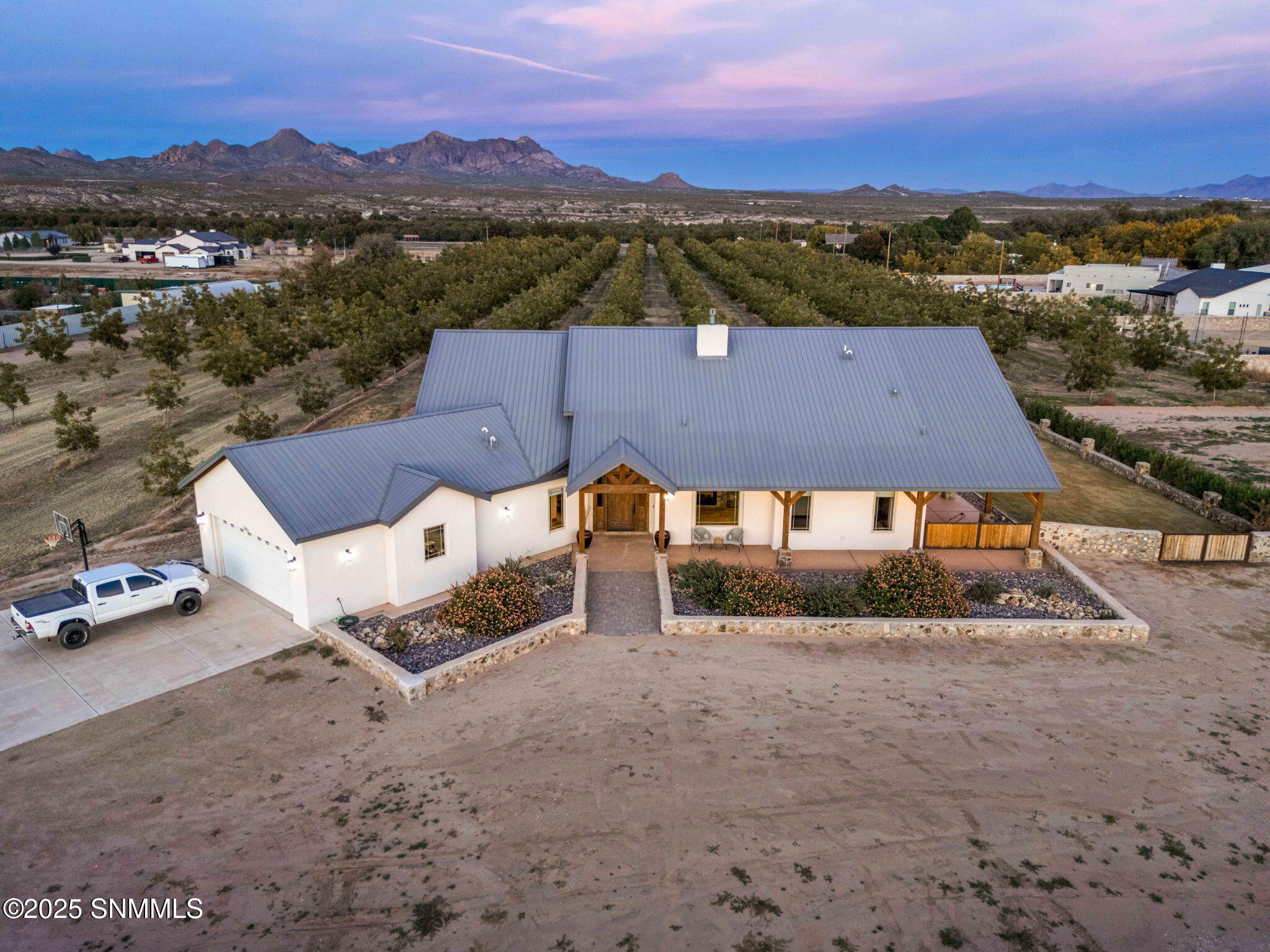 73-web-or-mls-Snappin Homes (DonaAna7403