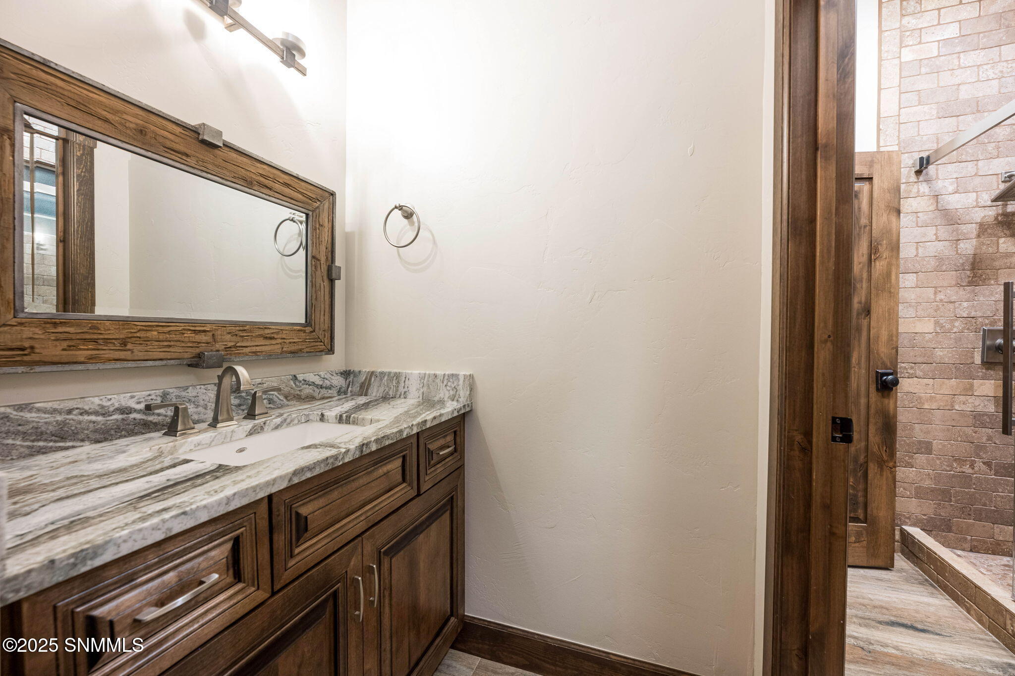 46-web-or-mls-Snappin Homes (DonaAna7403