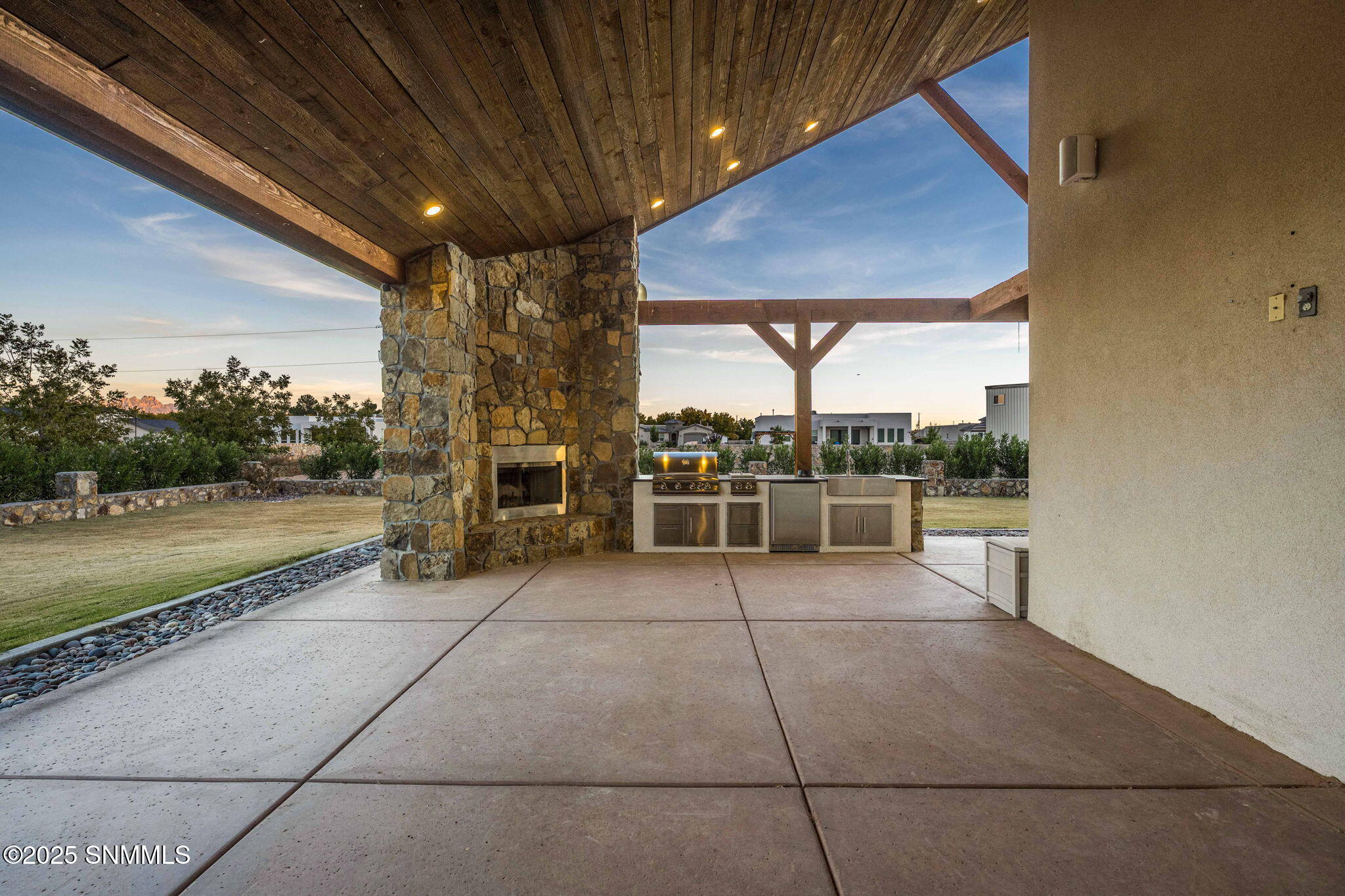 62-web-or-mls-Snappin Homes (DonaAna7403