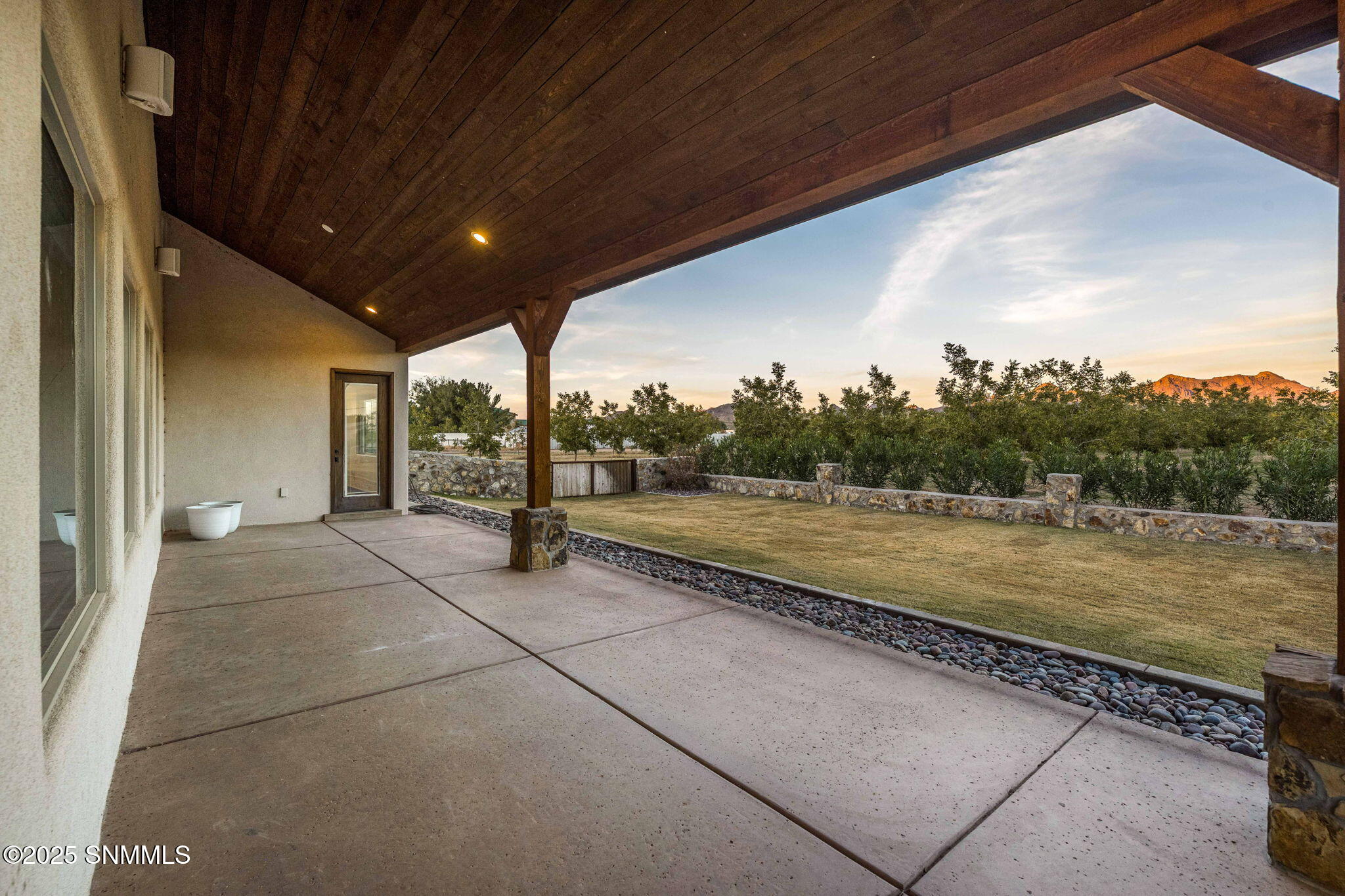 64-web-or-mls-Snappin Homes (DonaAna7403