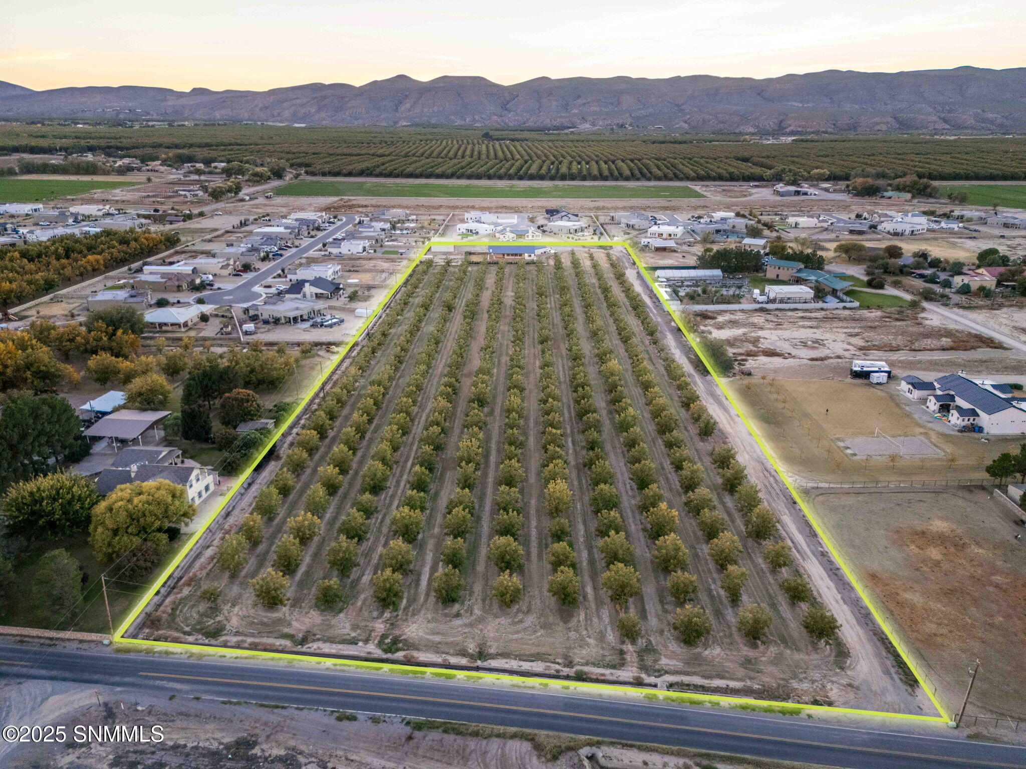 82-web-or-mls-Snappin Homes (DonaAna7403