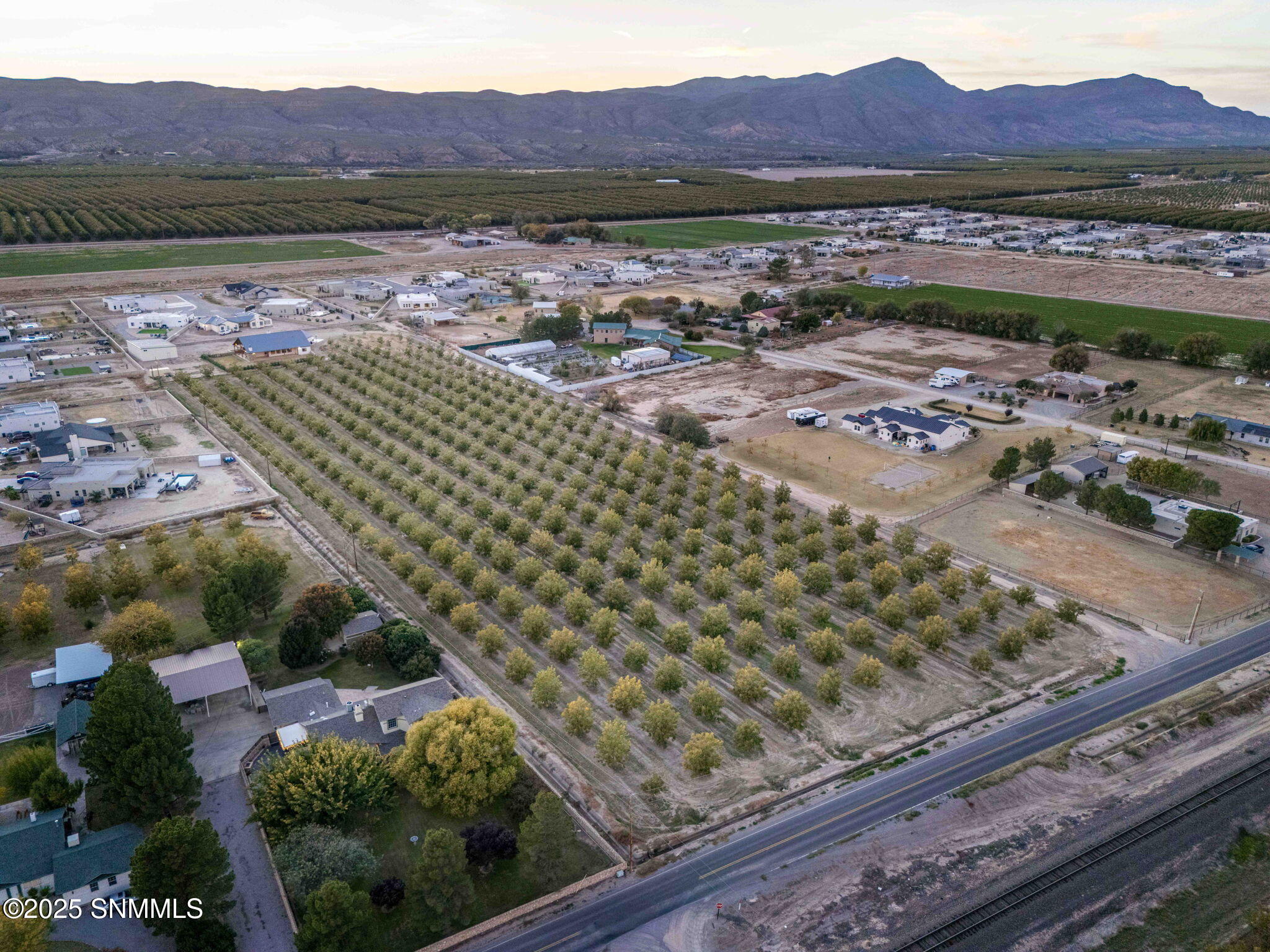 84-web-or-mls-Snappin Homes (DonaAna7403