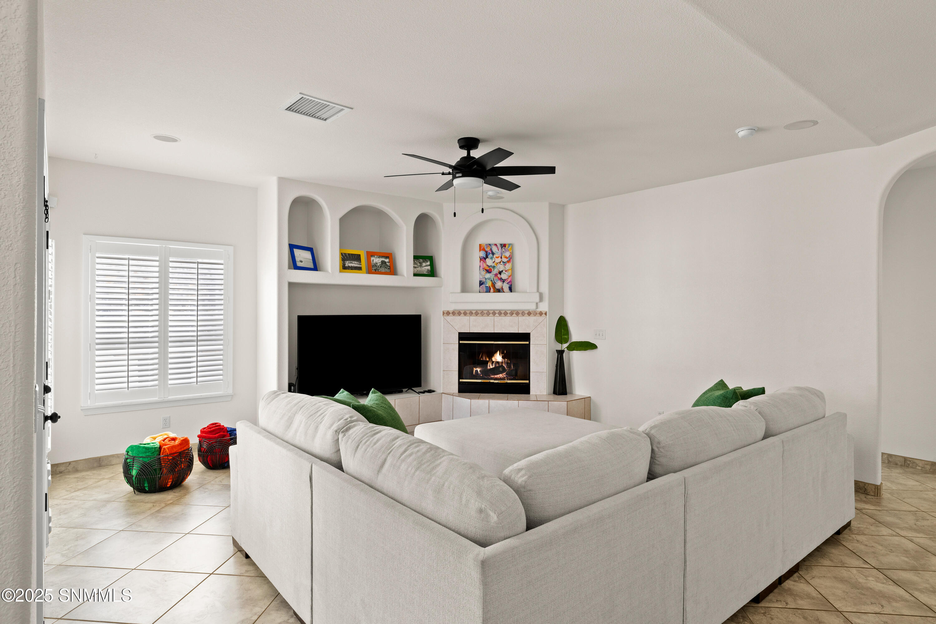 3548-Mission-MLS-Camera-Guy-15